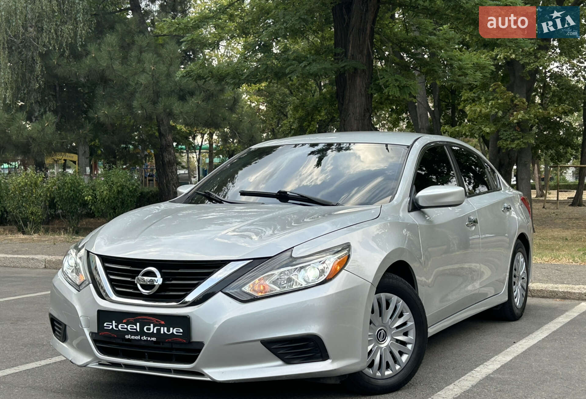 Головне фото звіту автомобіля NISSAN ALTIMA 2016