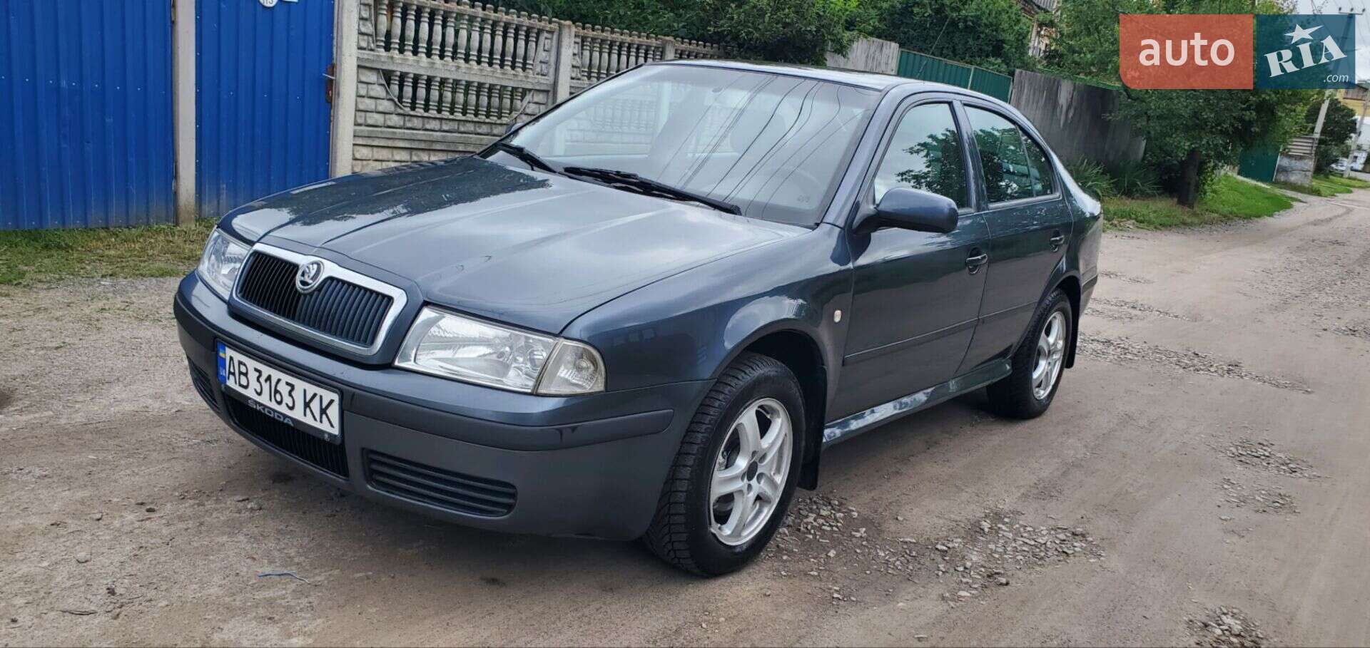 Головне фото звіту автомобіля SKODA OCTAVIA TOUR 2008