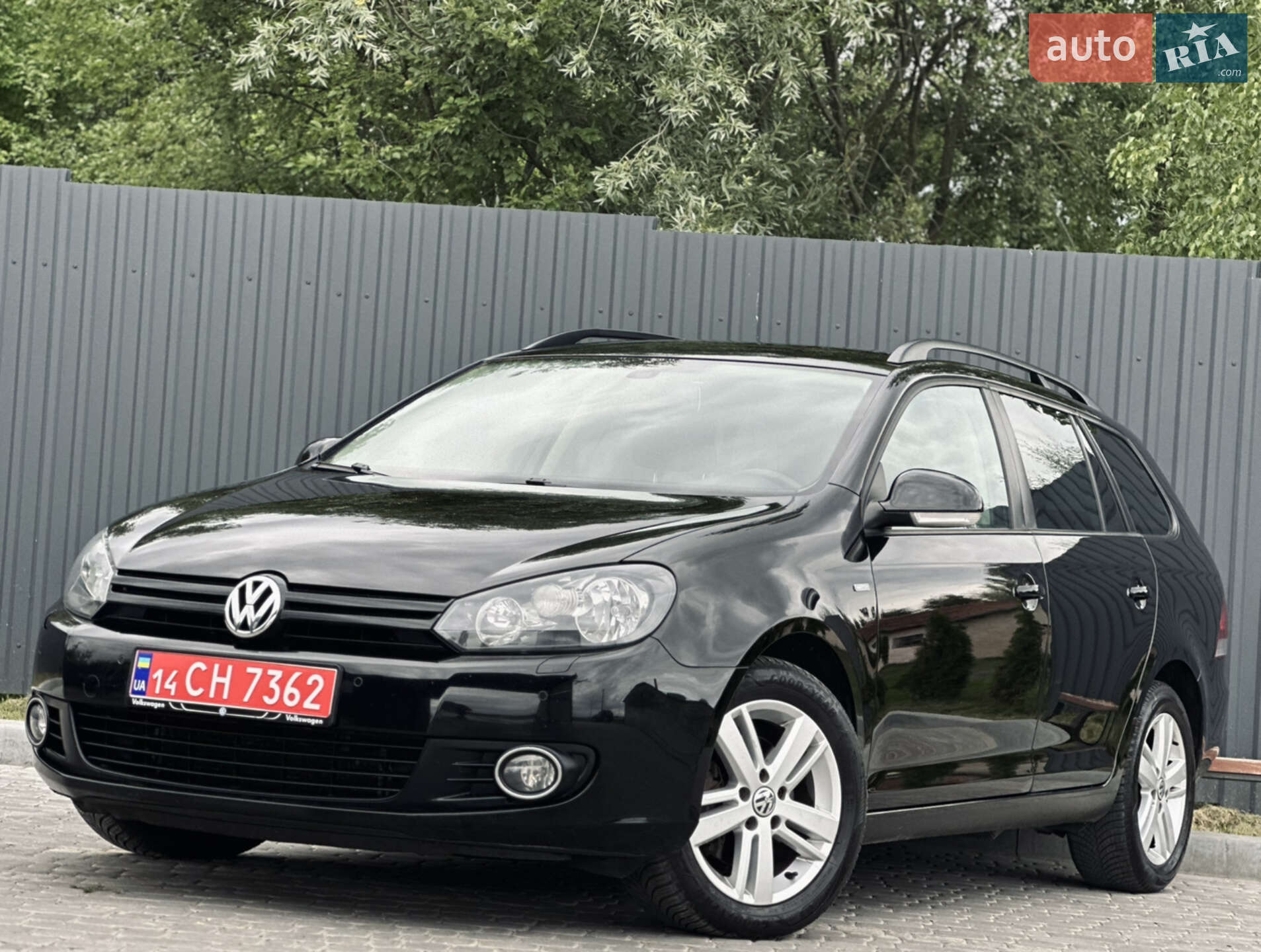 VOLKSWAGEN GOLF 2012