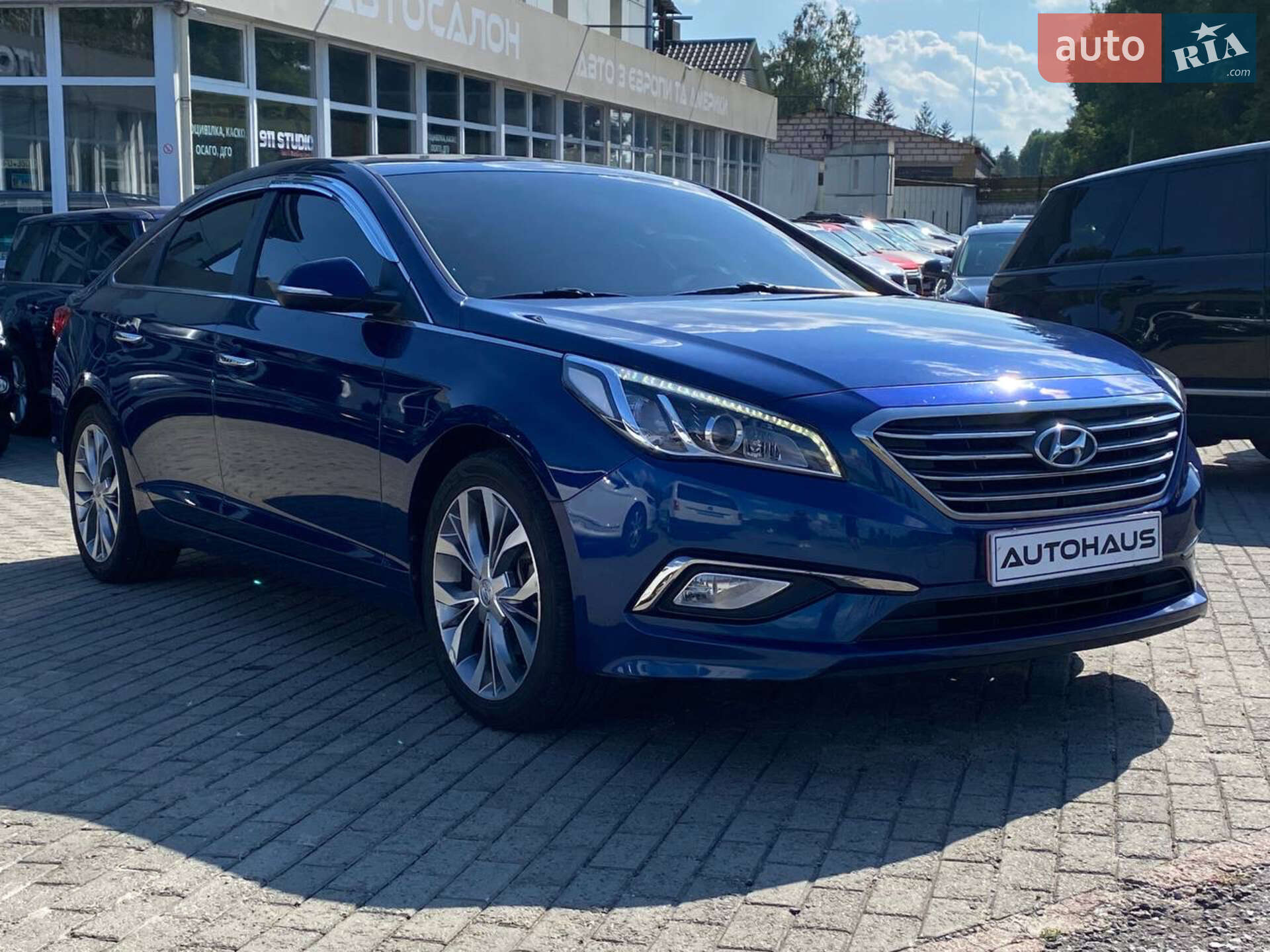 Головне фото звіту автомобіля HYUNDAI SONATA 2016