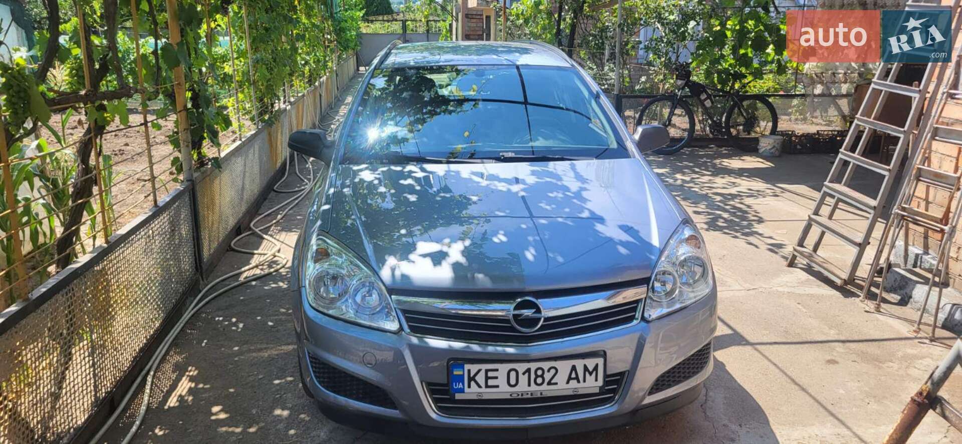 OPEL ASTRA 2009
