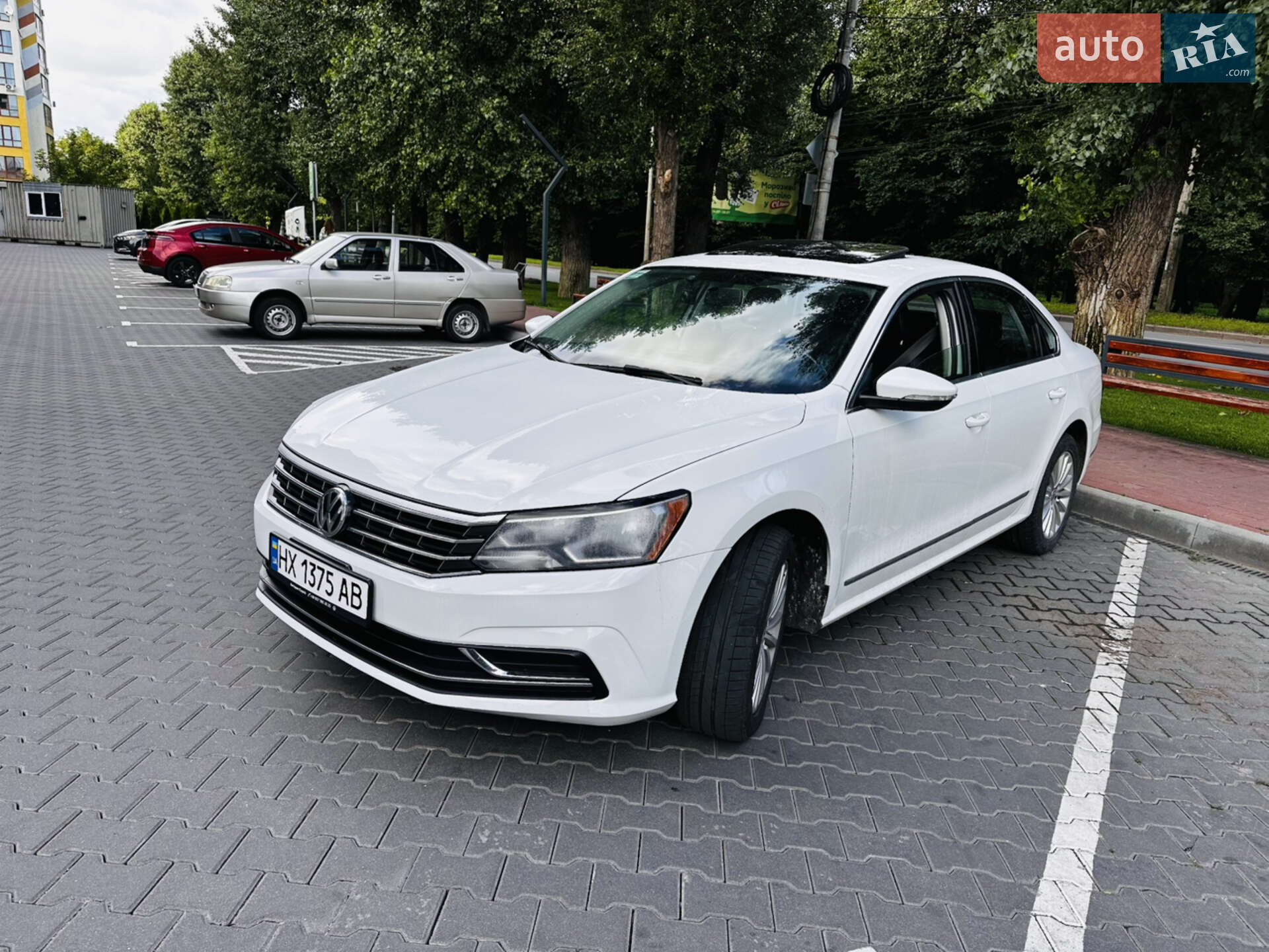 VOLKSWAGEN PASSAT 2015