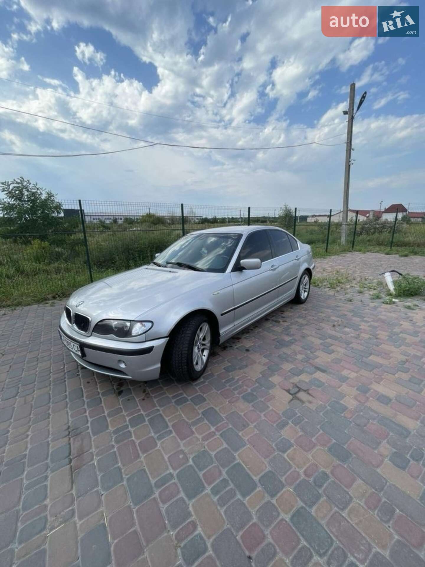 Головне фото звіту автомобіля BMW 316I 2004