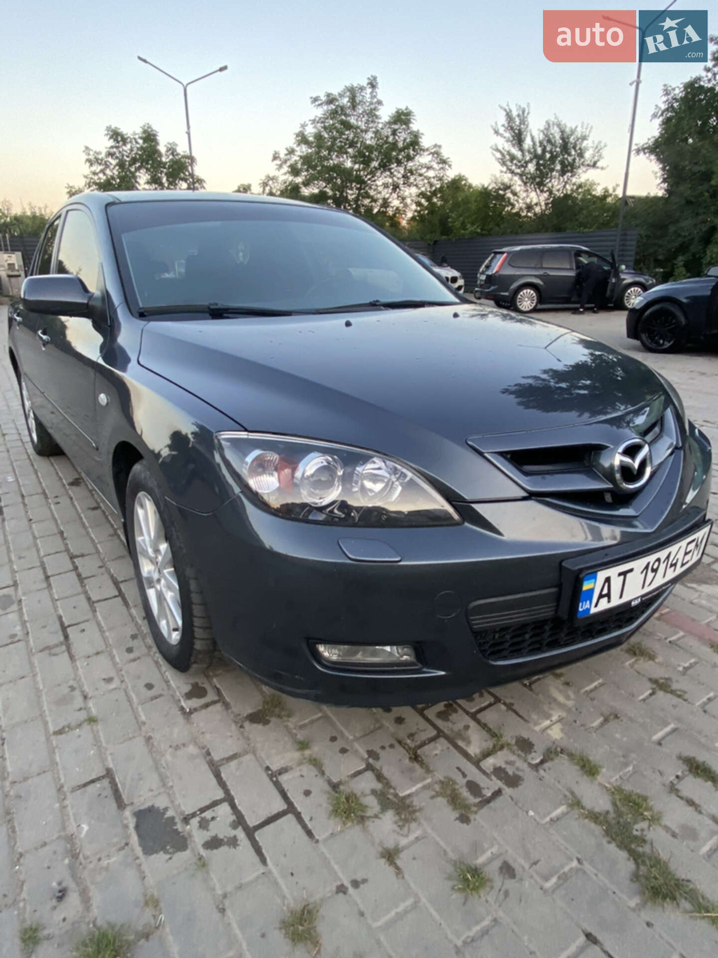 MAZDA 3 2009