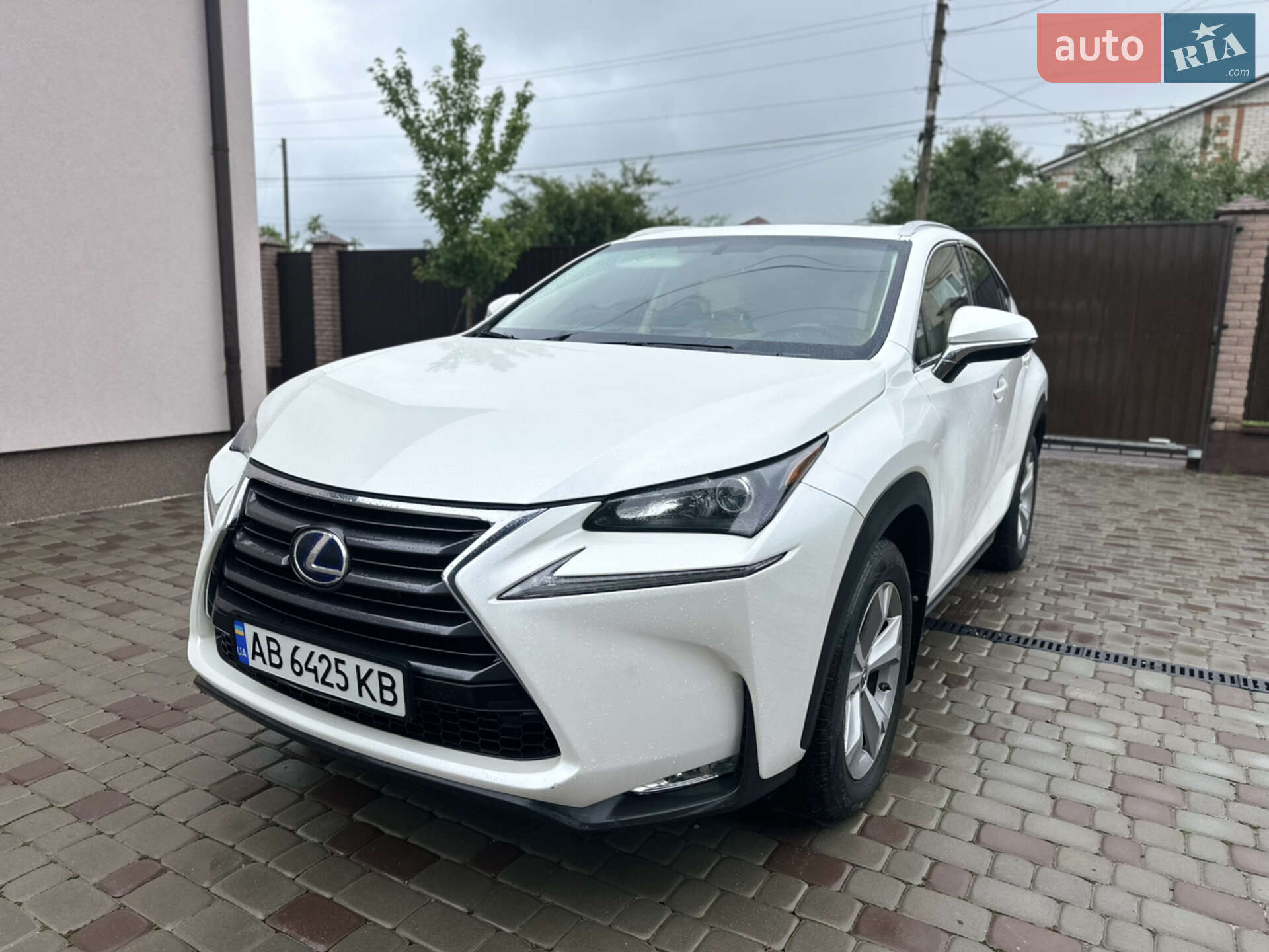LEXUS NX 200T 2017