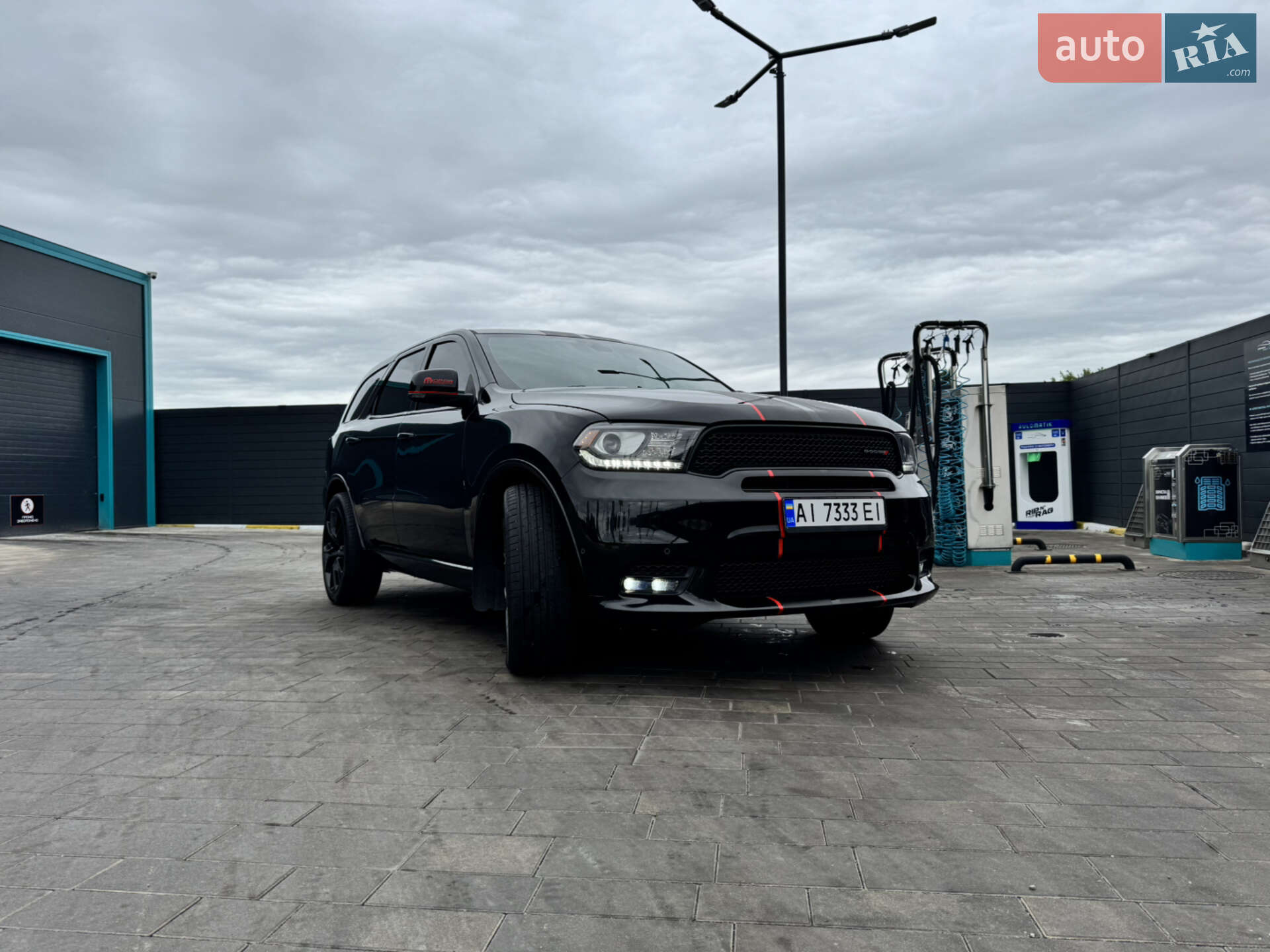 Головне фото звіту автомобіля DODGE DURANGO 2017