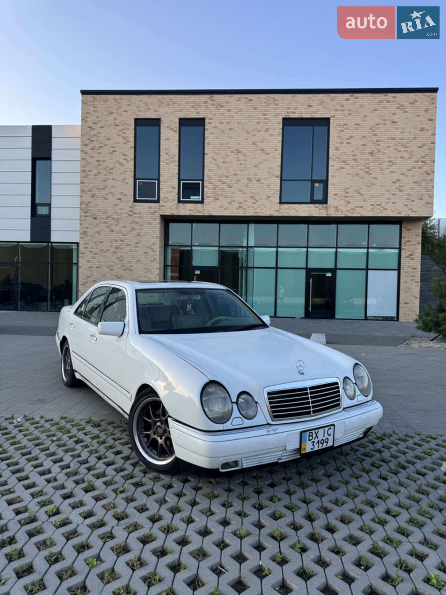 MERCEDES-BENZ 320 1998