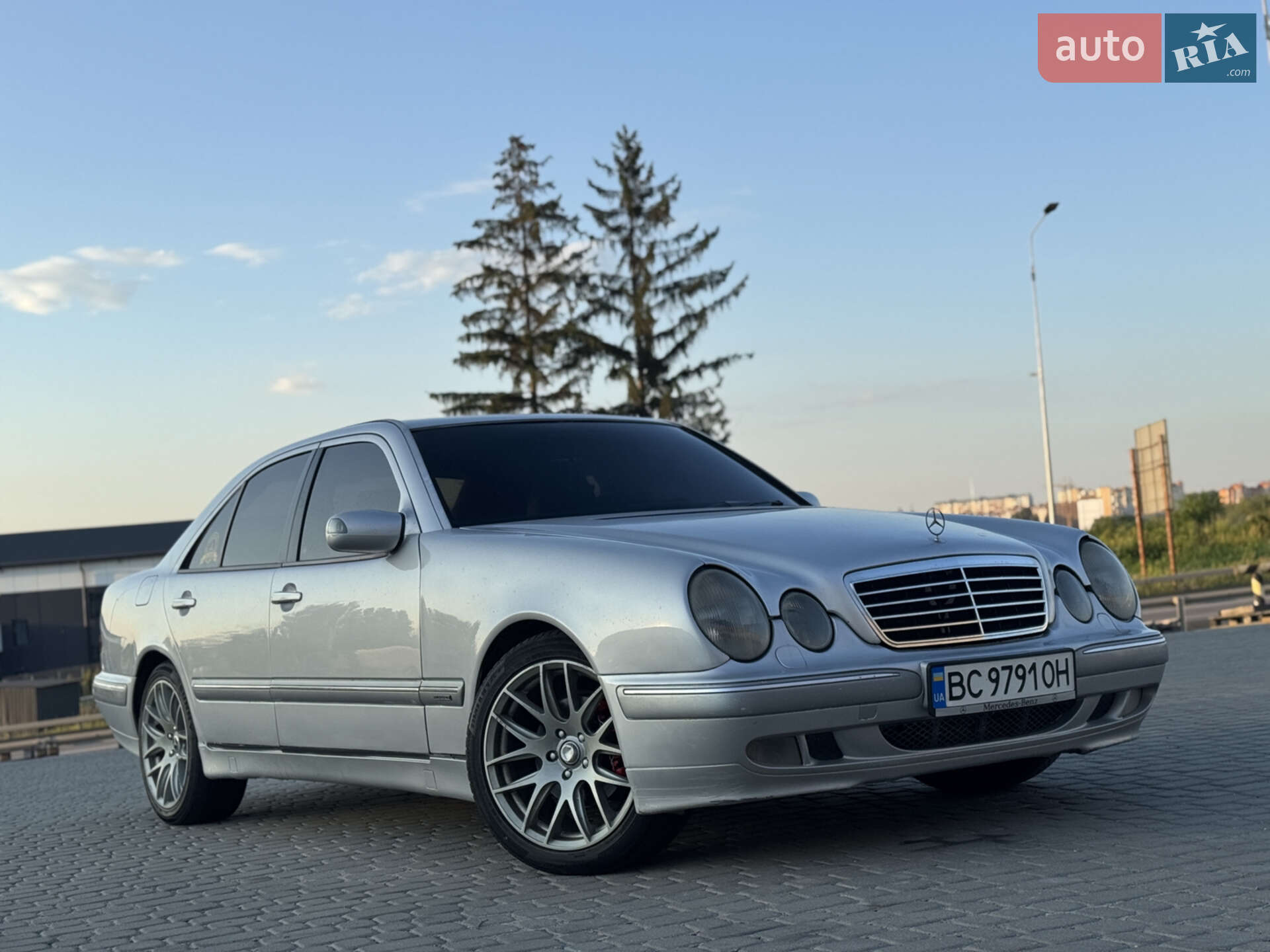MERCEDES-BENZ E 270 CDI 2000