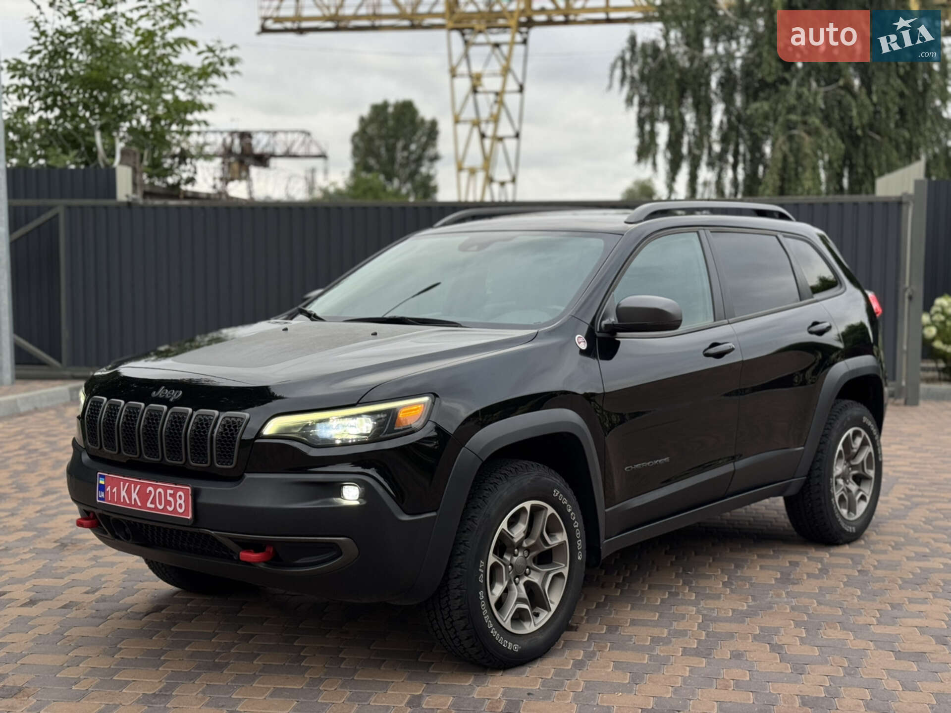 JEEP CHEROKEE 2021