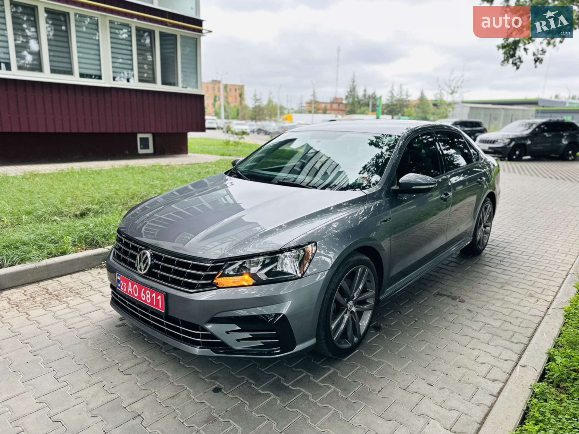 VOLKSWAGEN PASSAT 2018