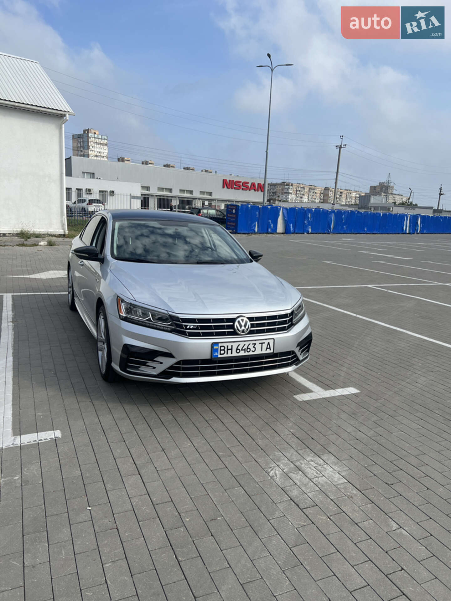 VOLKSWAGEN PASSAT 2017