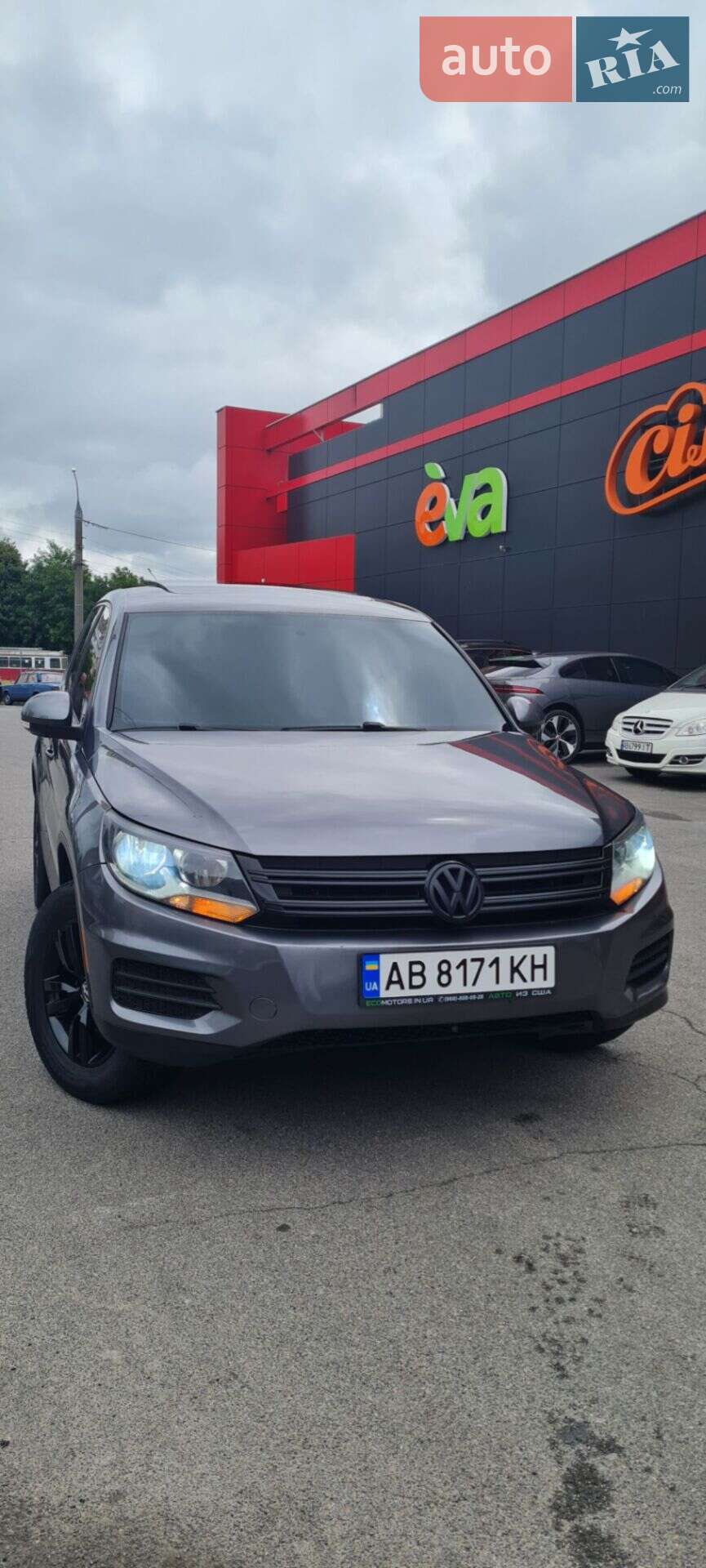 VOLKSWAGEN TIGUAN 2012