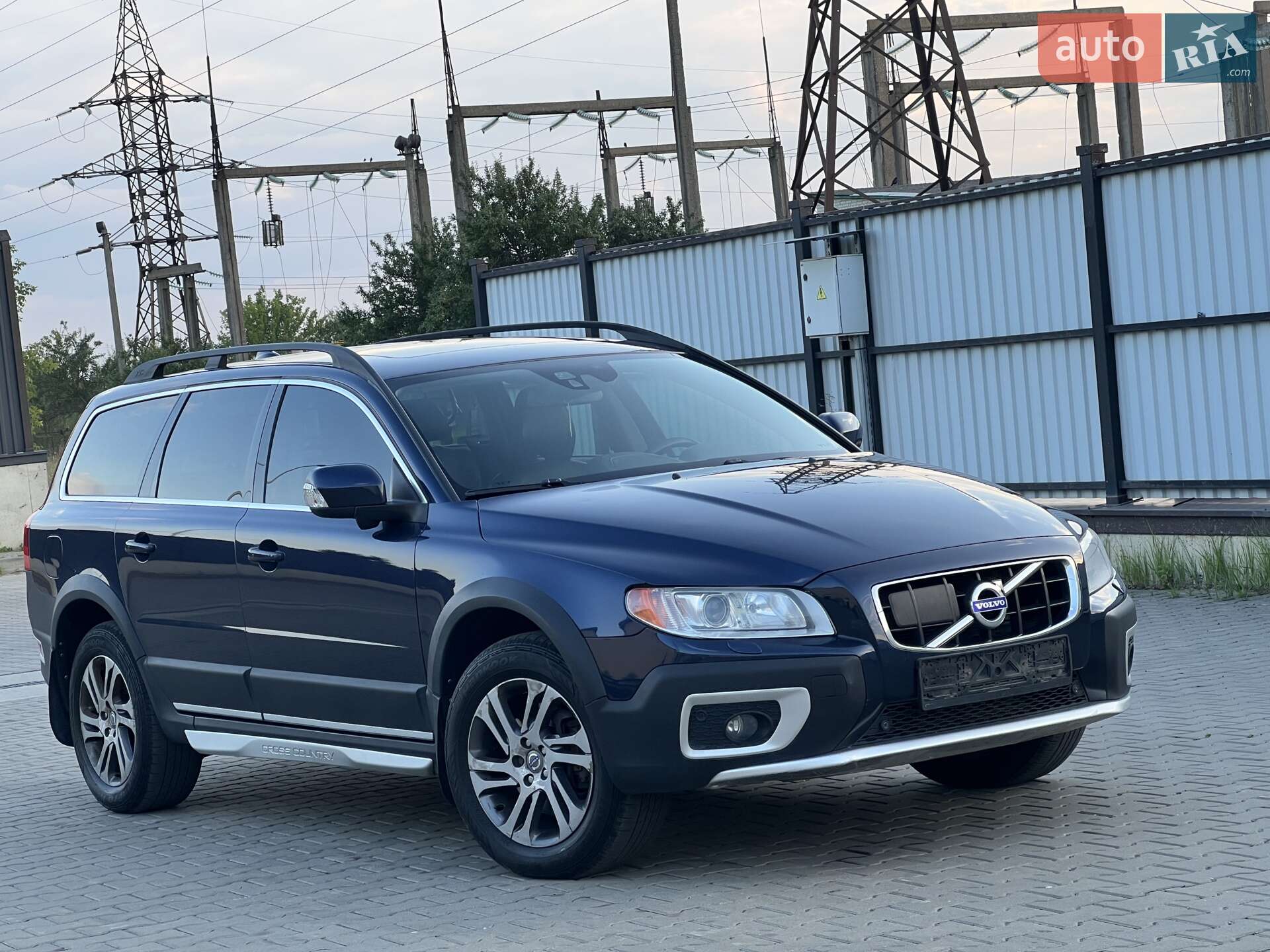 VOLVO XC70 2012