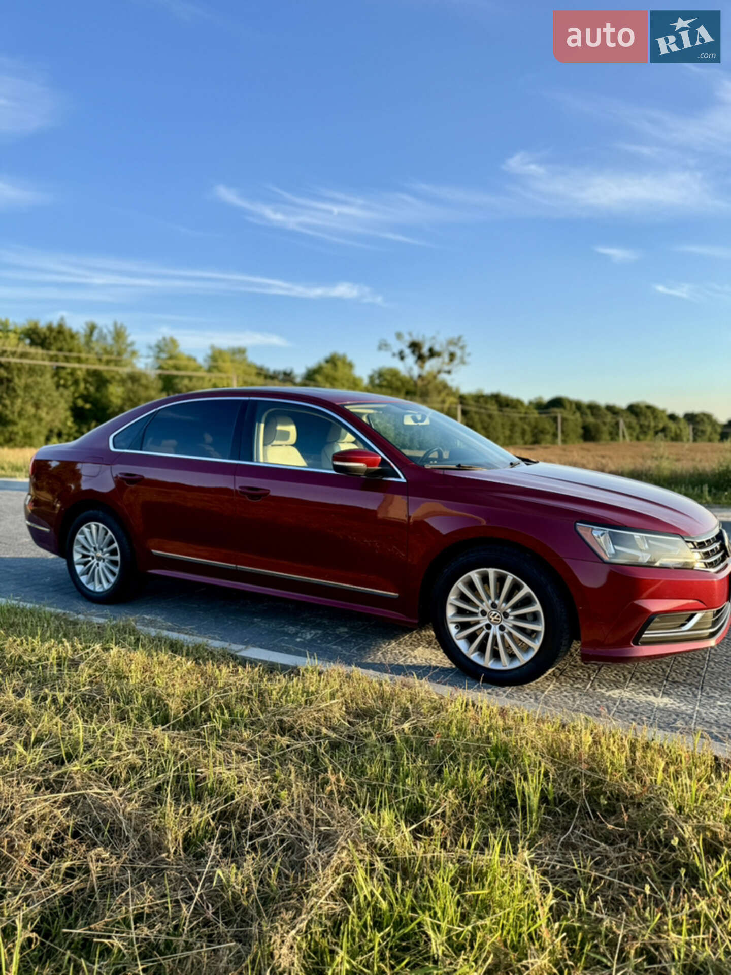 VOLKSWAGEN PASSAT 2015