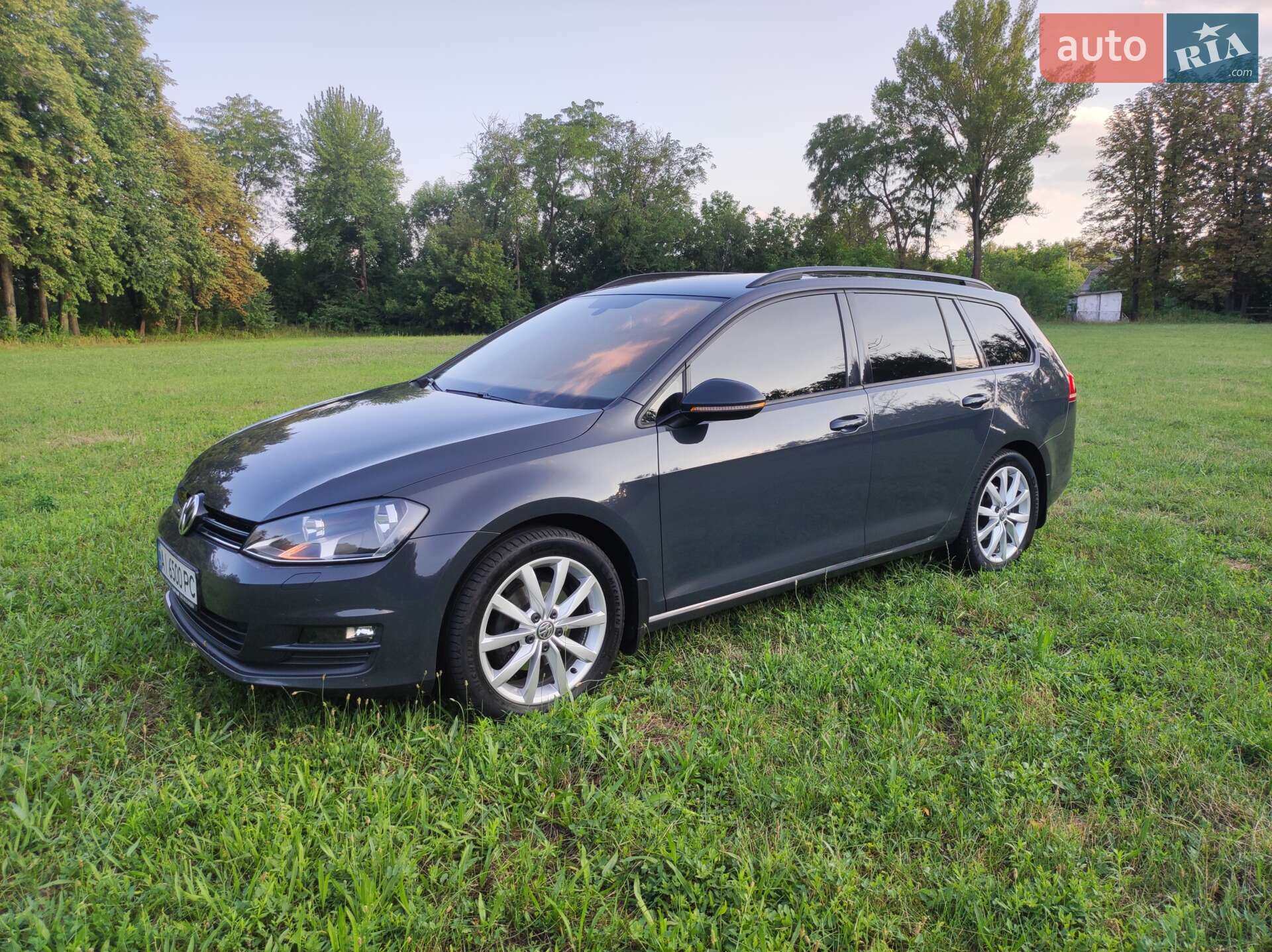 VOLKSWAGEN GOLF 2015