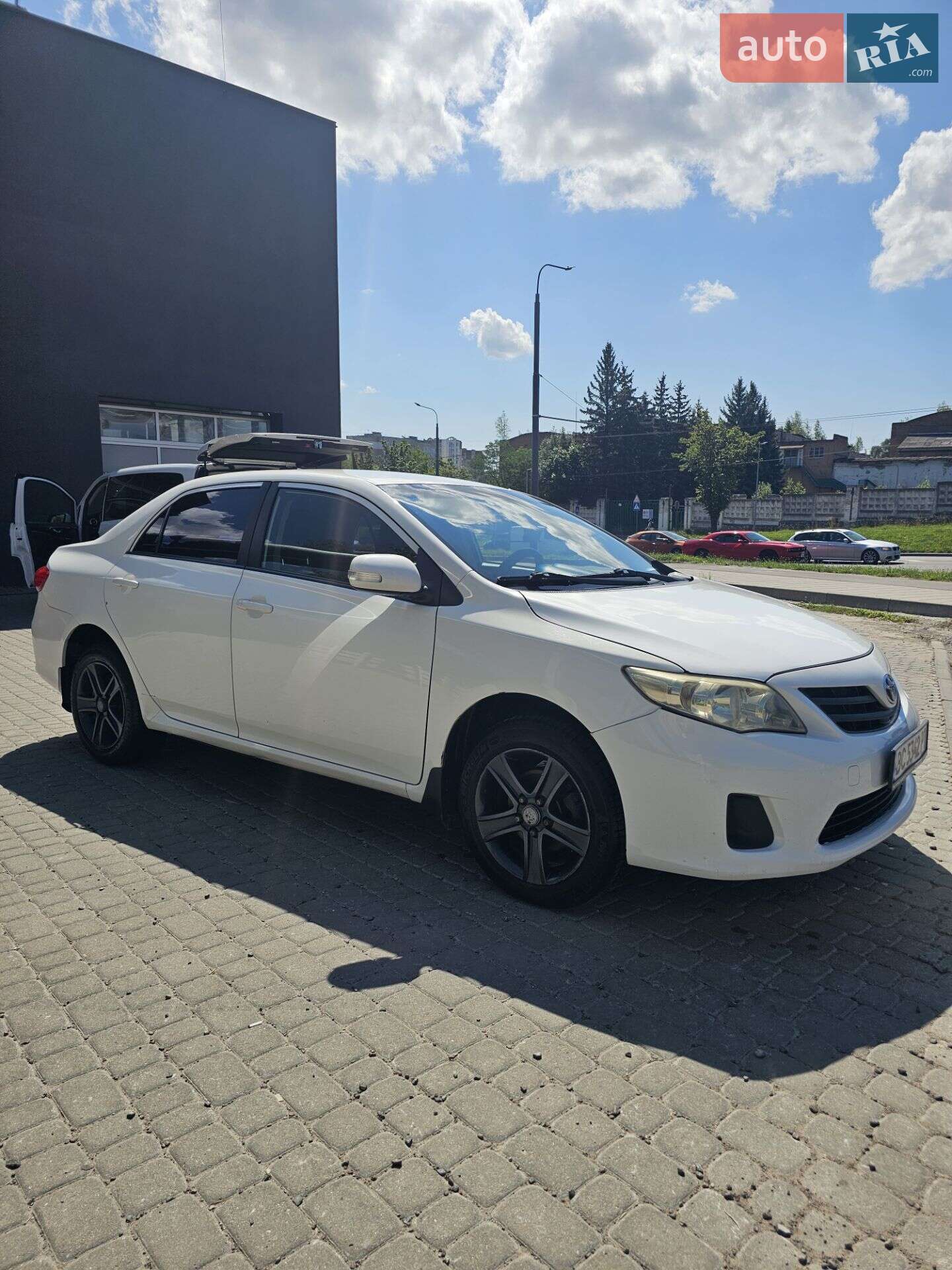 Головне фото звіту автомобіля TOYOTA COROLLA 2011