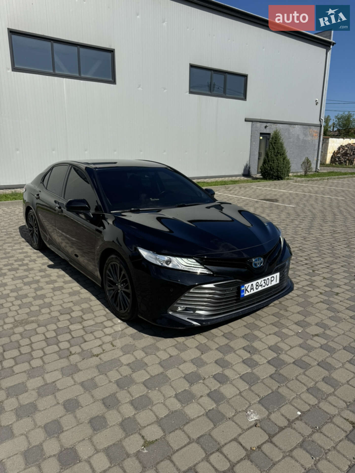 TOYOTA CAMRY 2019