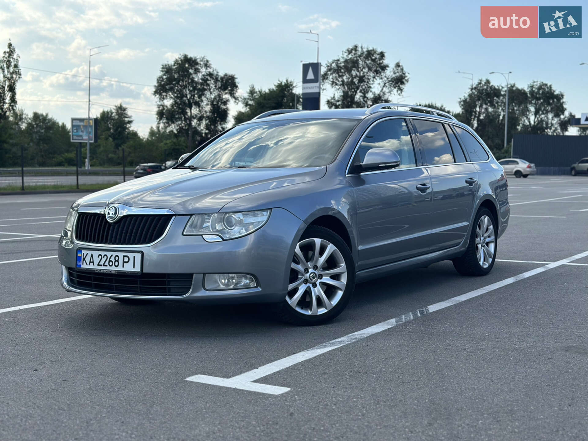 SKODA SUPERB 2009