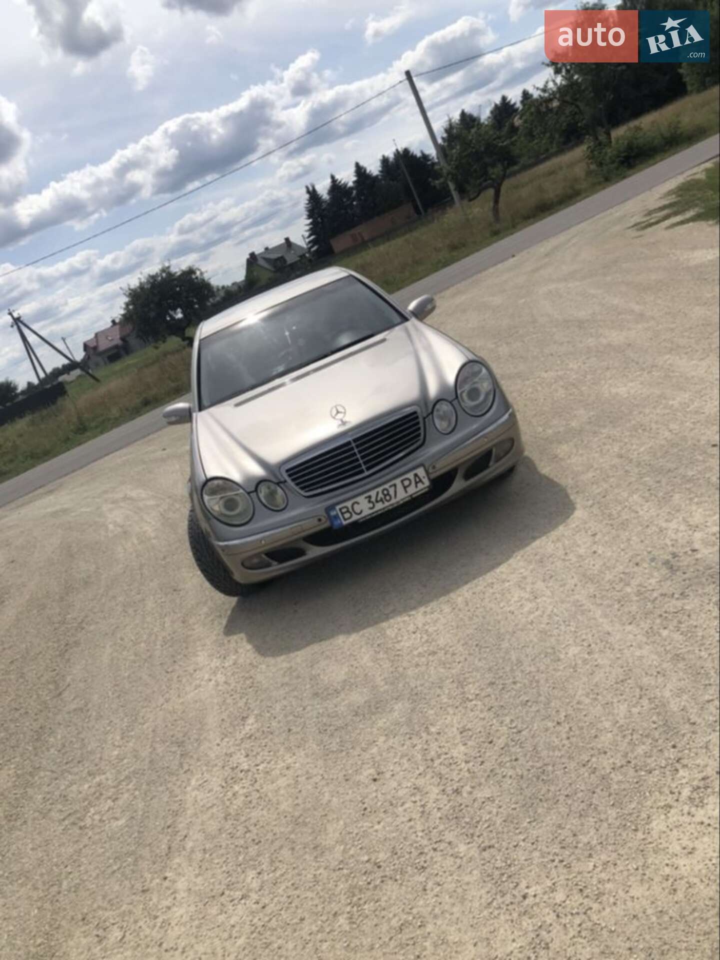 MERCEDES-BENZ E 200 2003