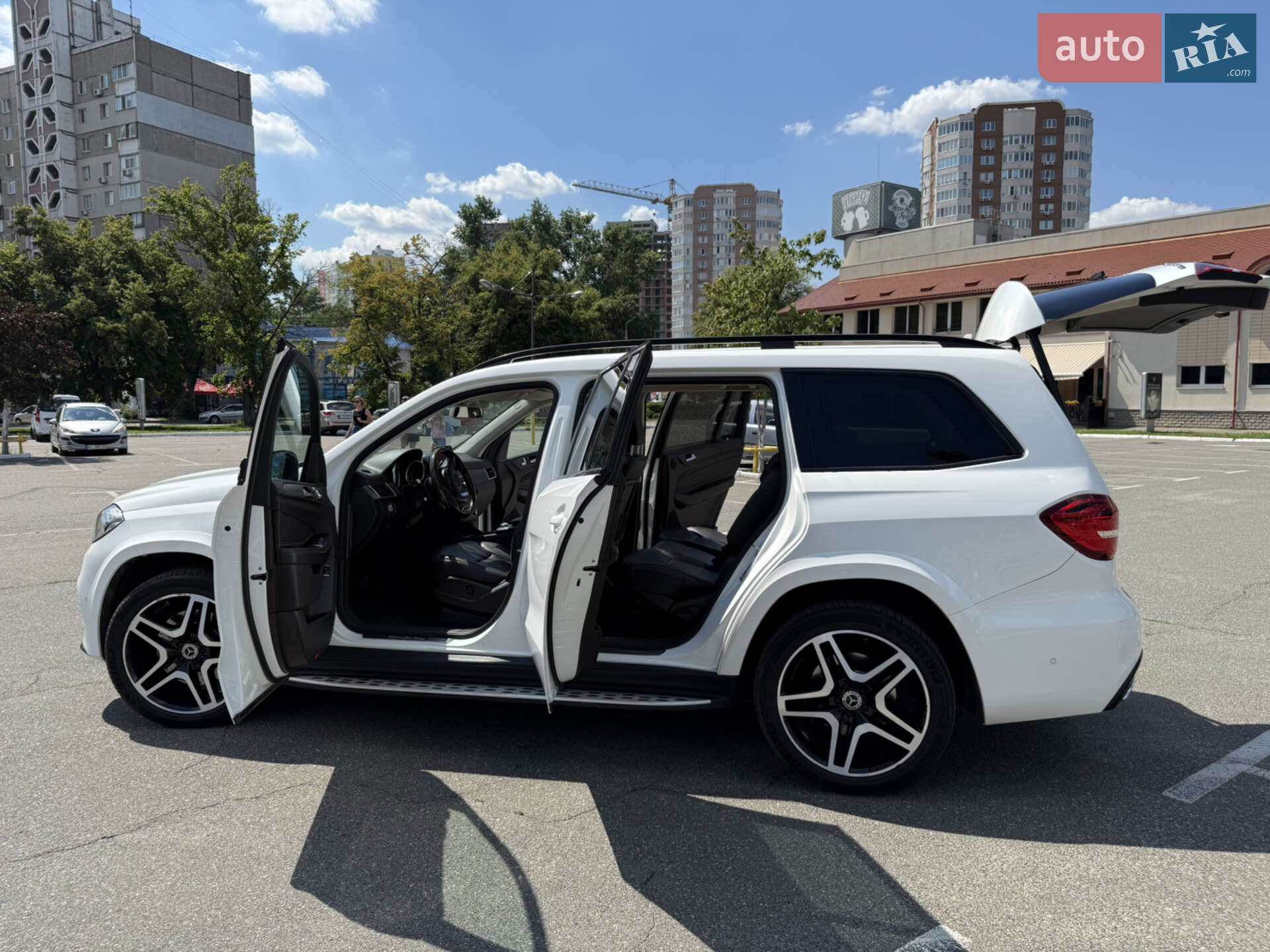 Головне фото звіту автомобіля MERCEDES-BENZ GLS 350 2017