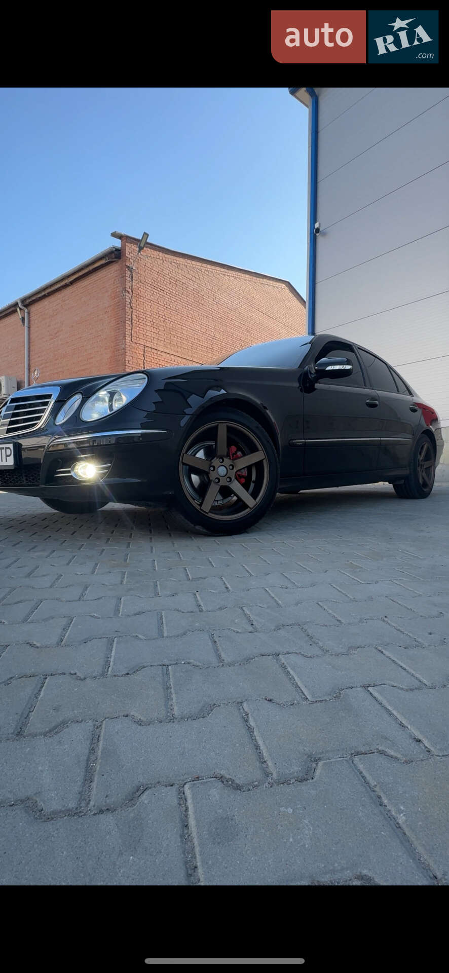 MERCEDES-BENZ E 320 2006