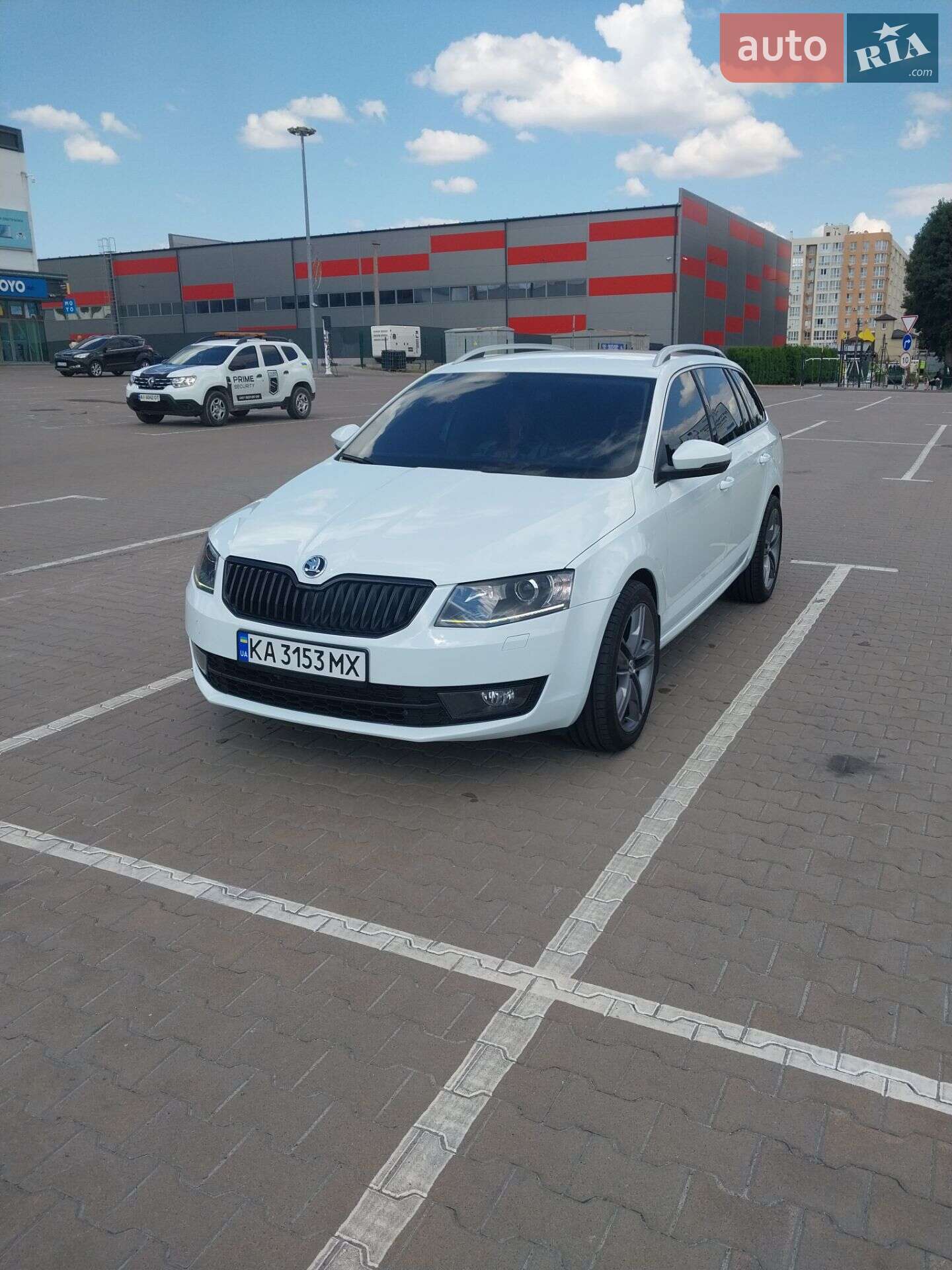 Головне фото звіту автомобіля SKODA OCTAVIA 2015