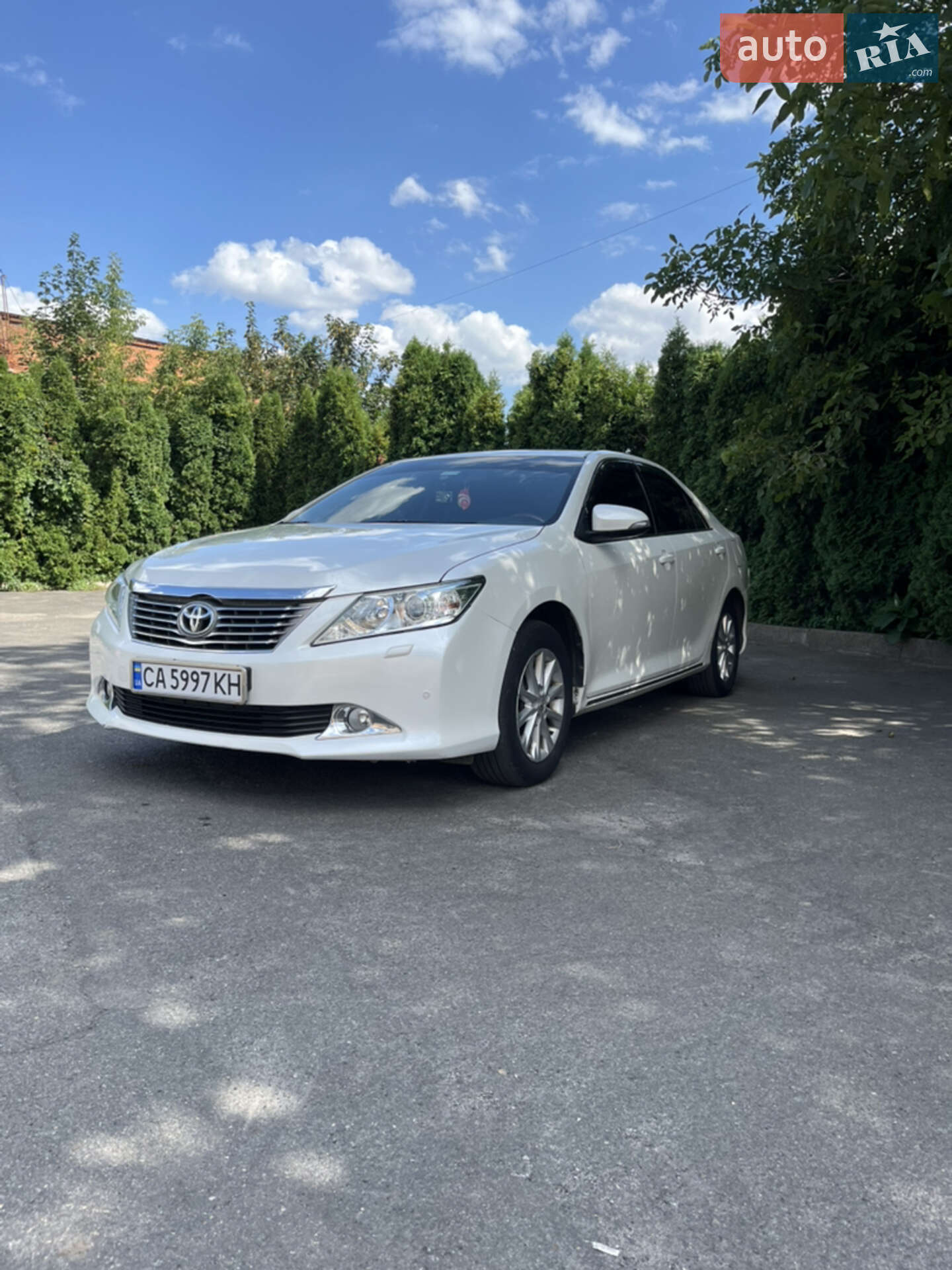 TOYOTA CAMRY