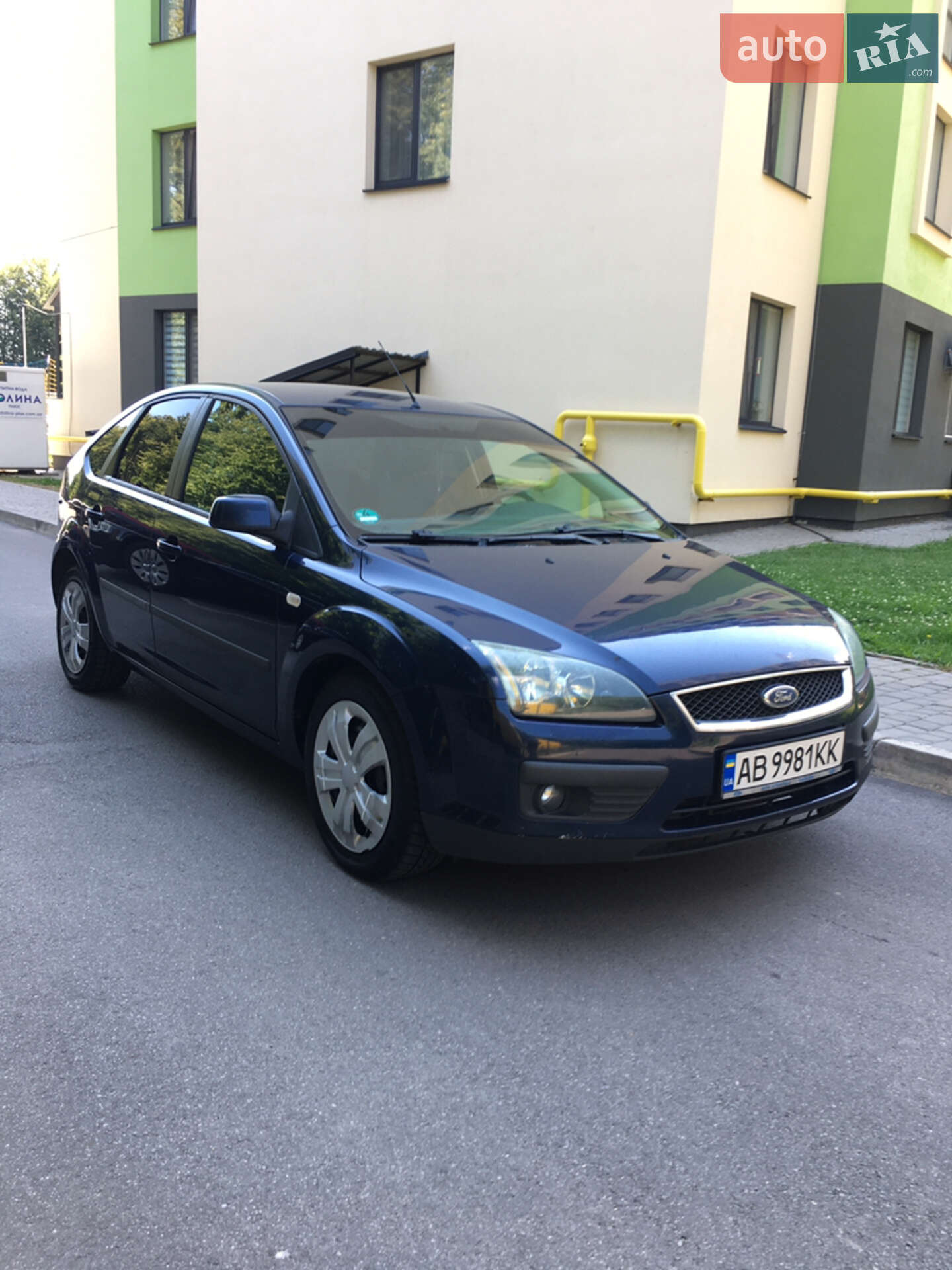 Головне фото звіту автомобіля FORD FOCUS 2004