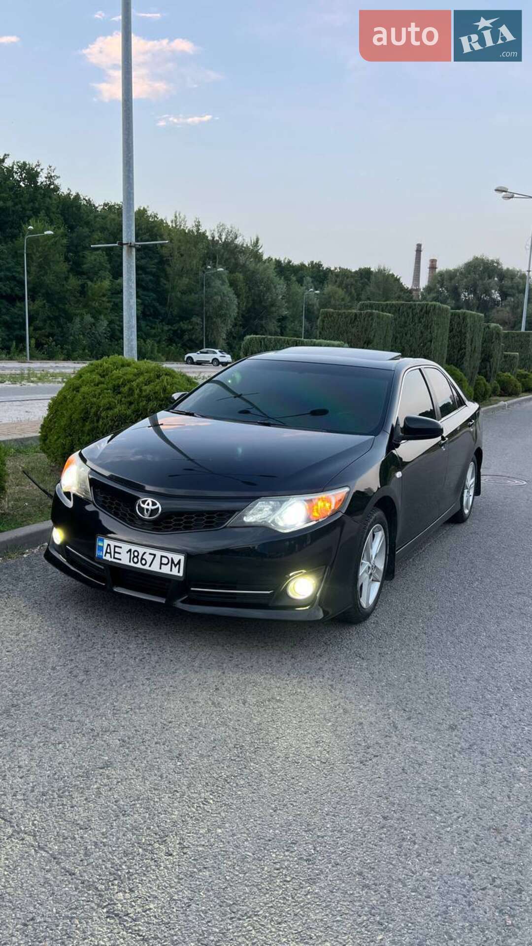TOYOTA CAMRY 2011