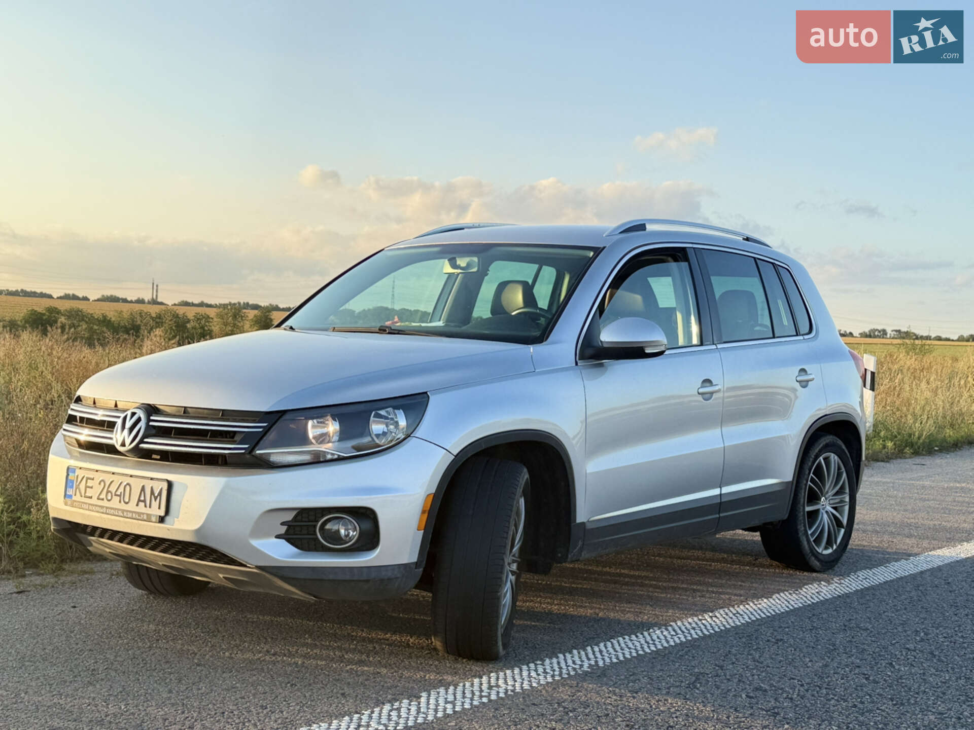VOLKSWAGEN TIGUAN 2011