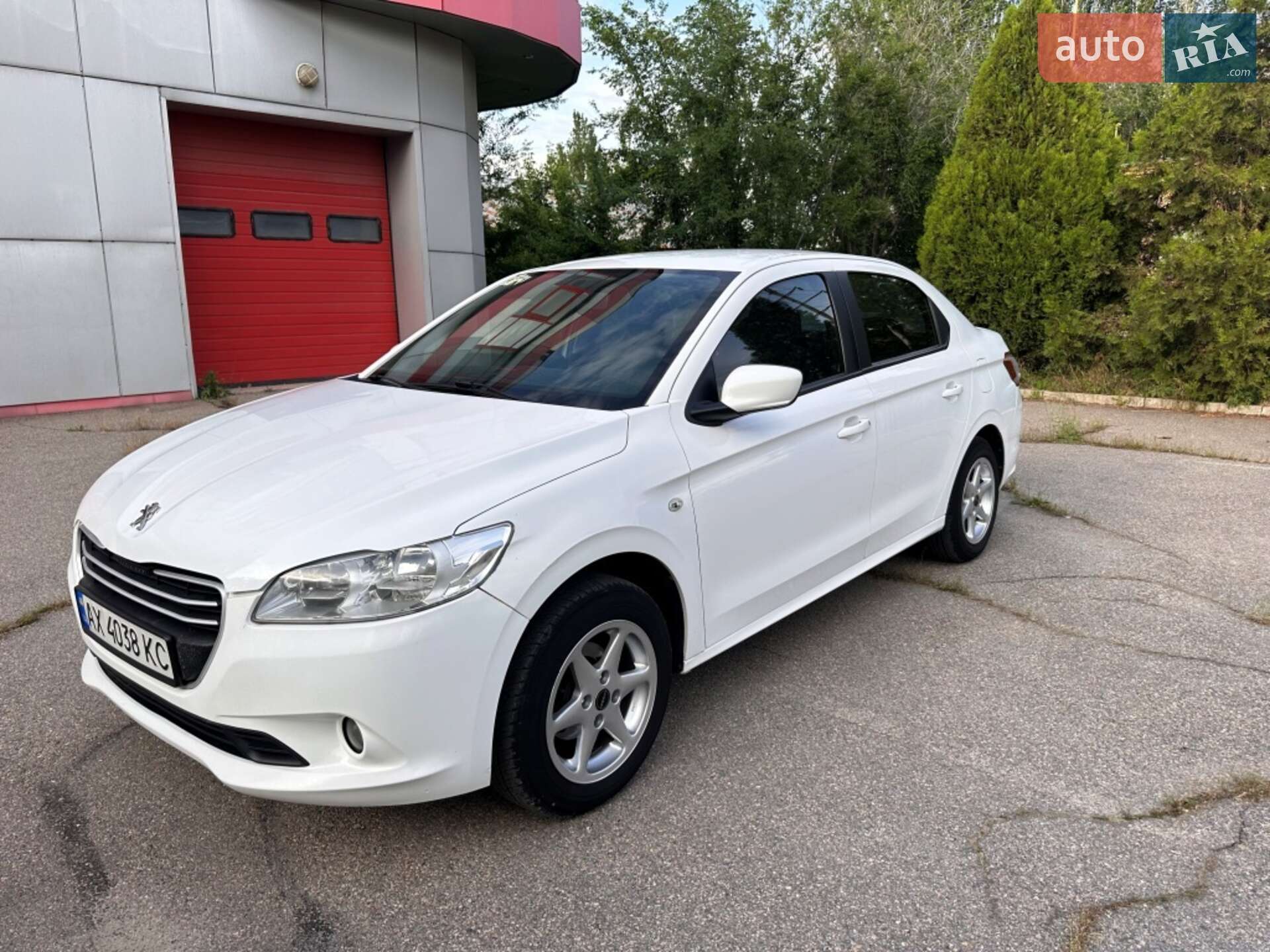 PEUGEOT 301 2014
