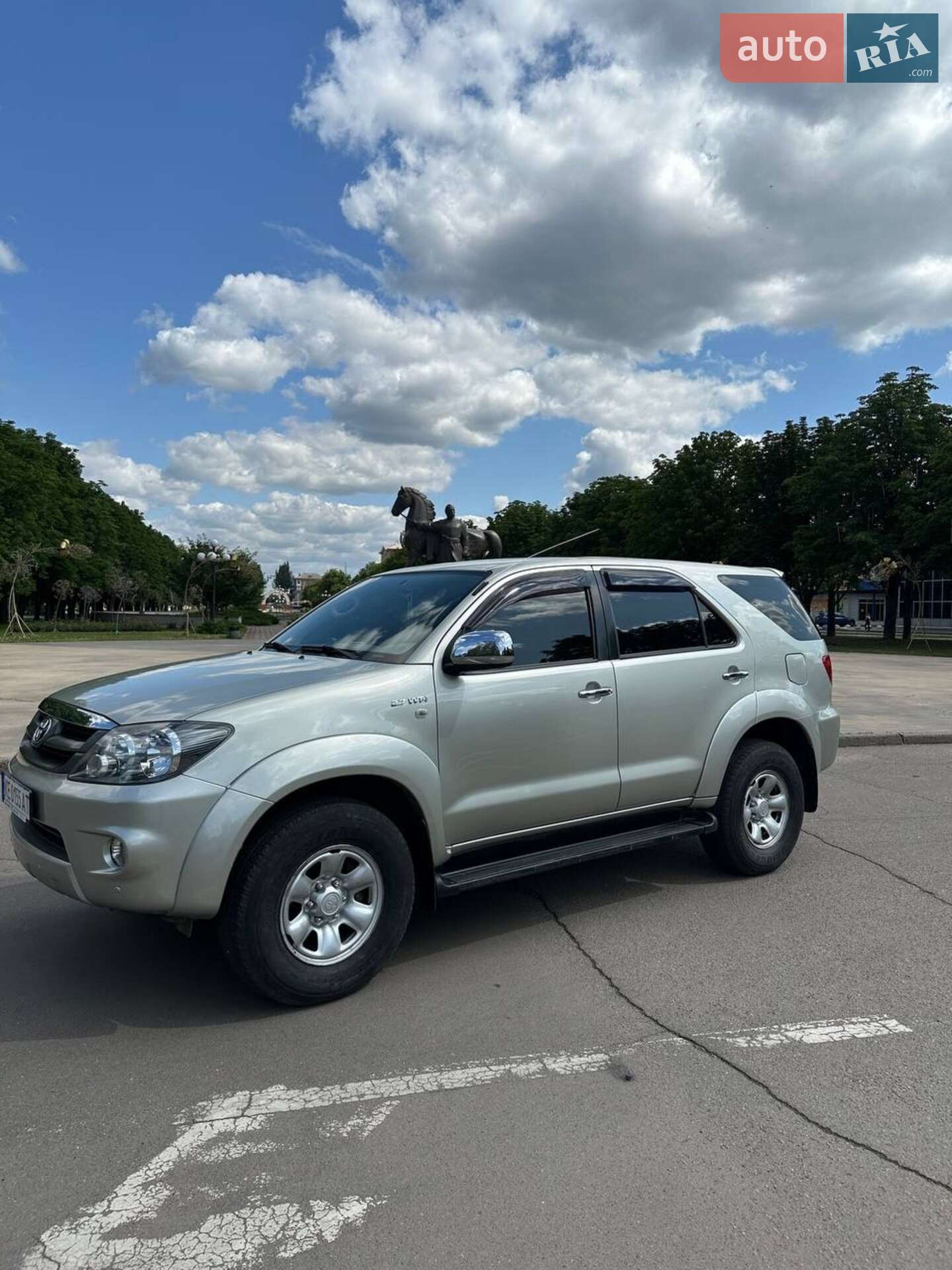 TOYOTA FORTUNER 2008