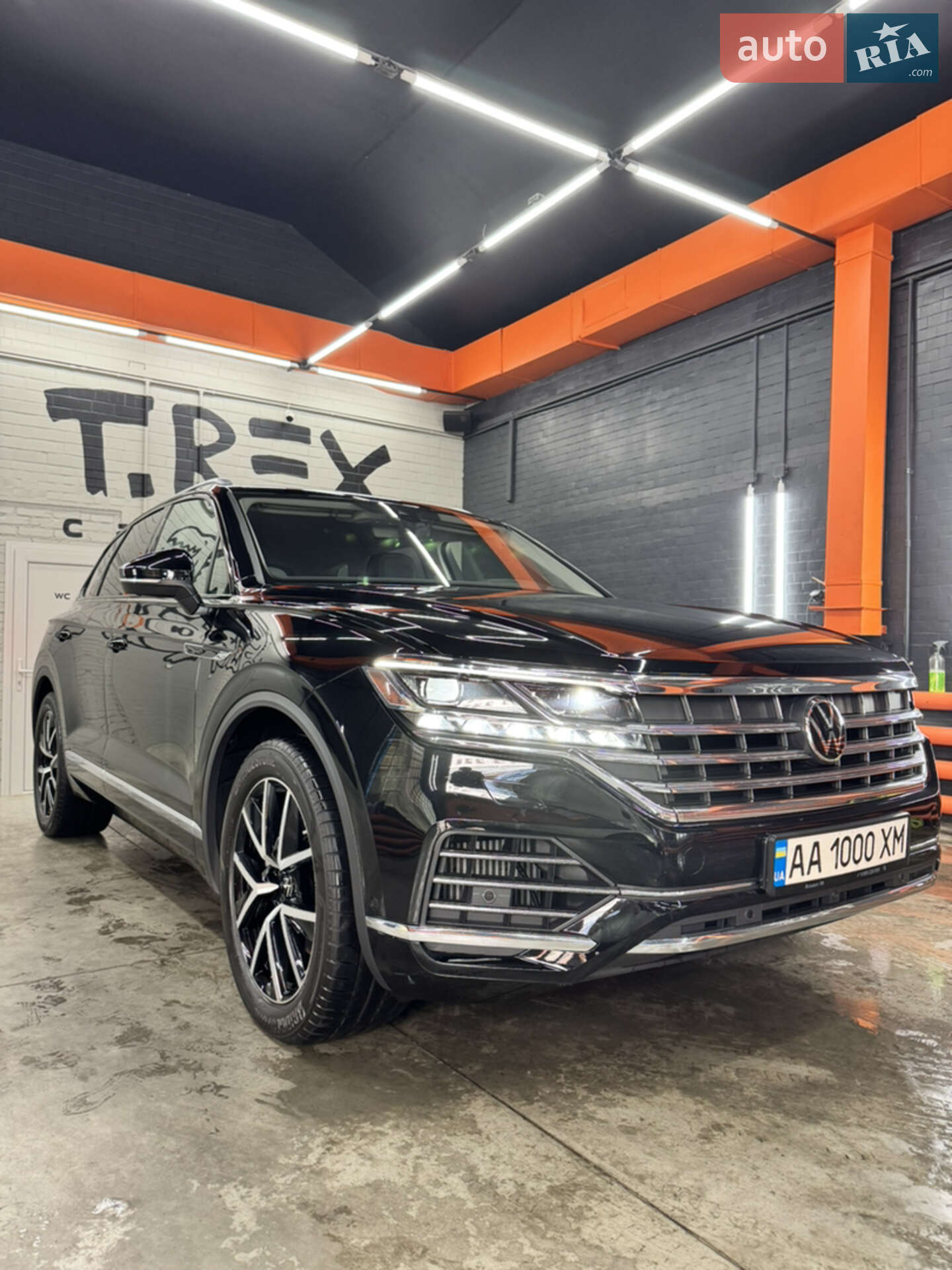 VOLKSWAGEN TOUAREG