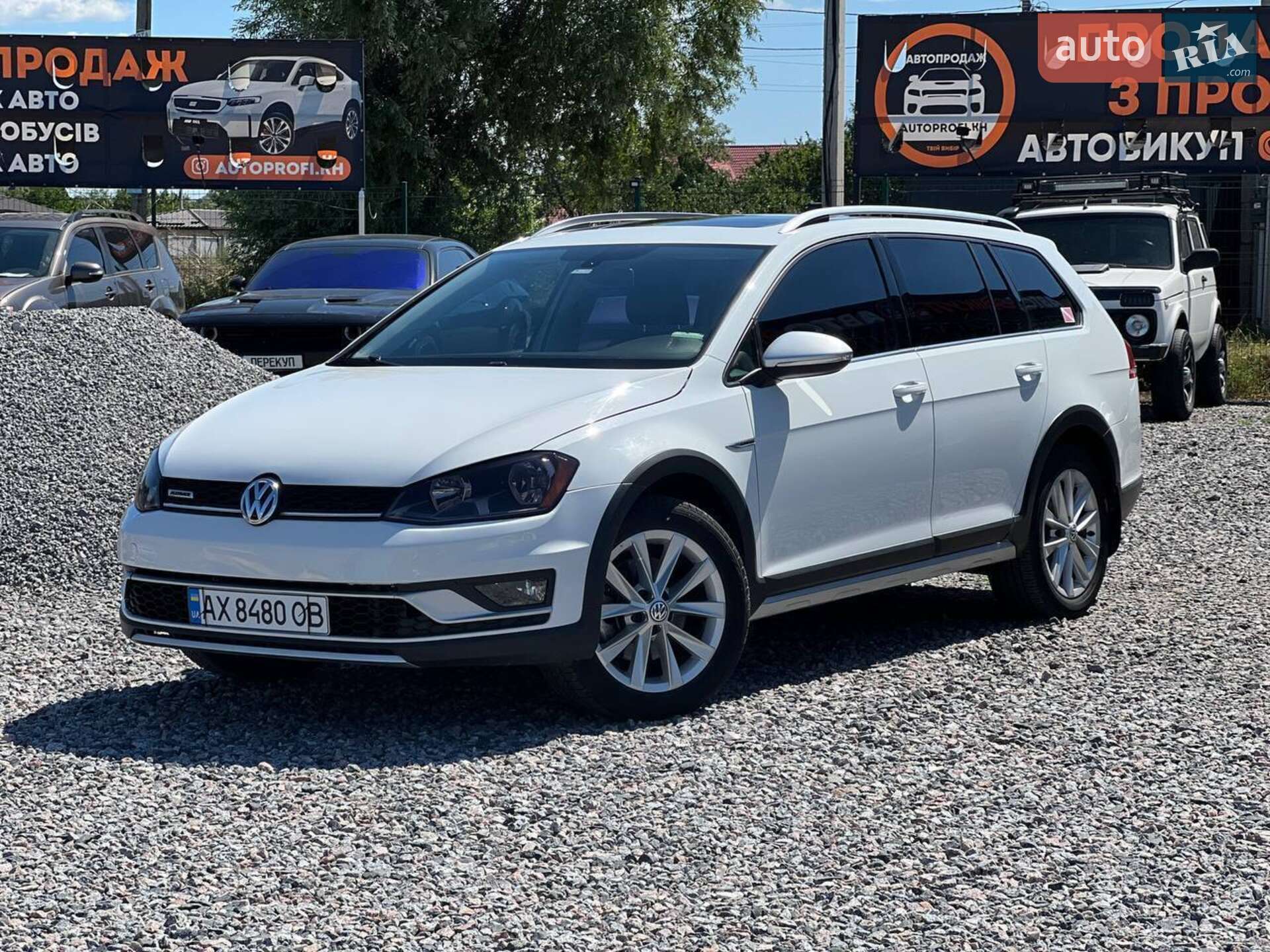 VOLKSWAGEN GOLF 2017