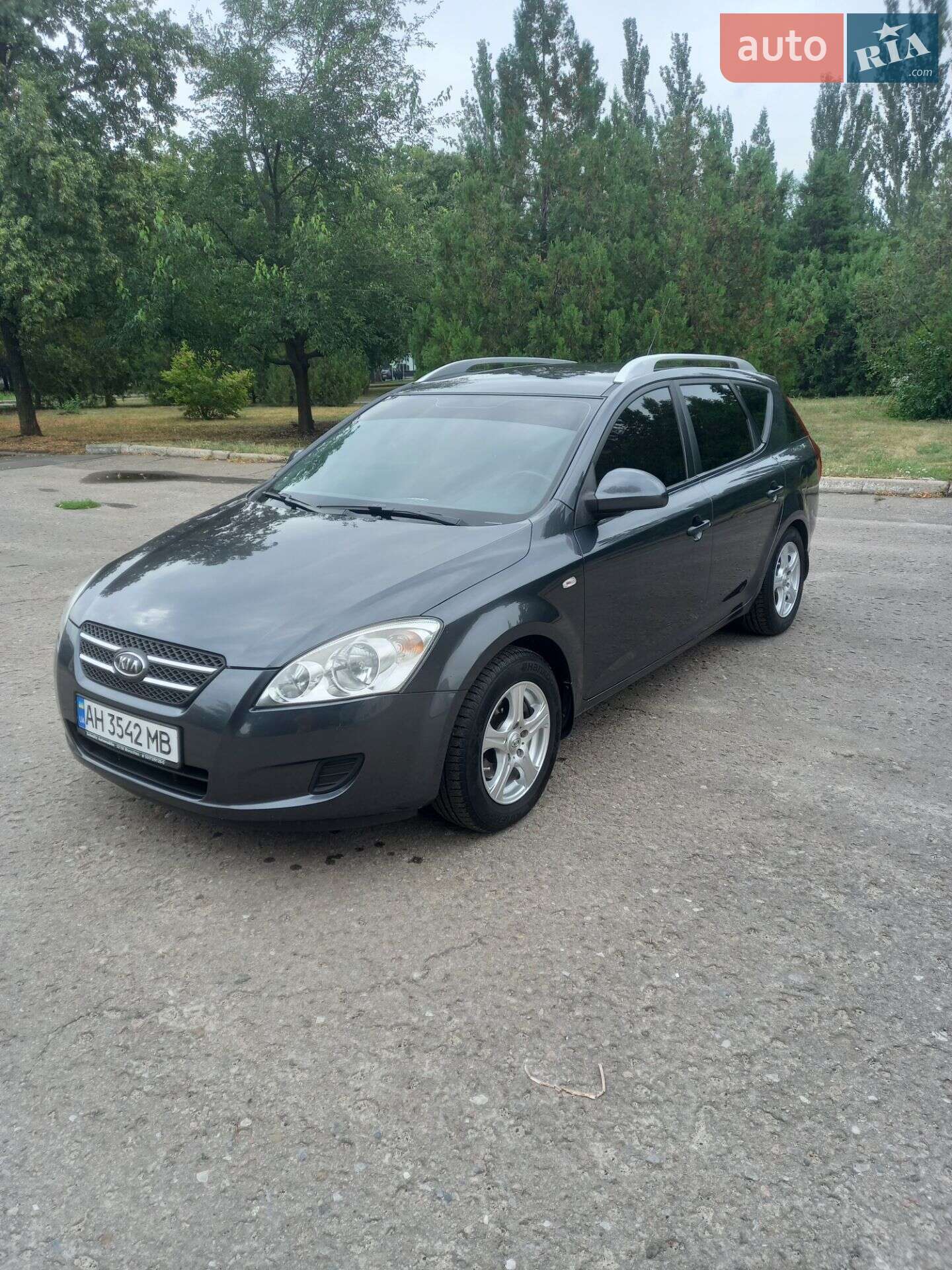 Головне фото звіту автомобіля KIA CEE'D 2009