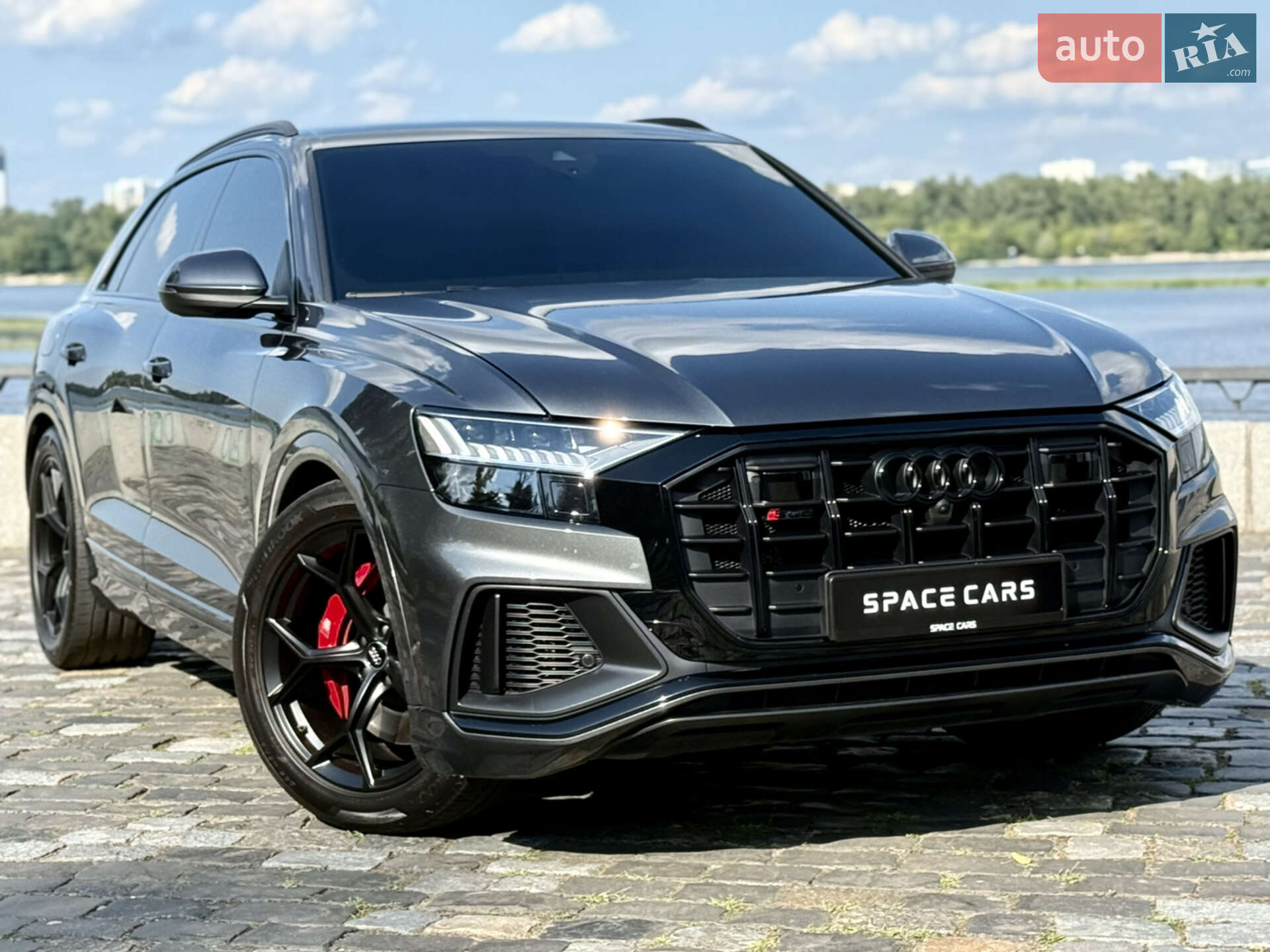AUDI SQ8