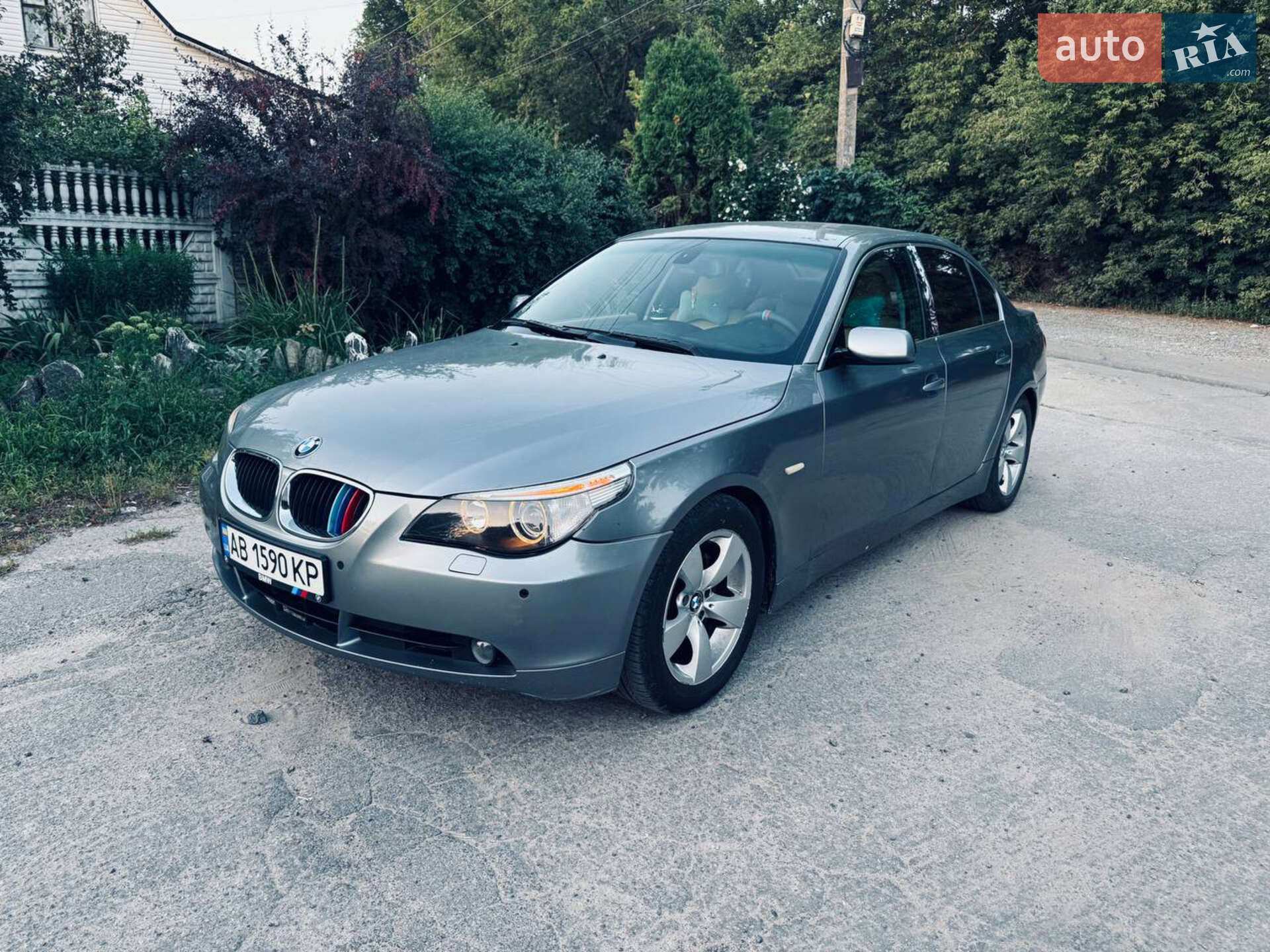 Головне фото звіту автомобіля BMW 530D 2004