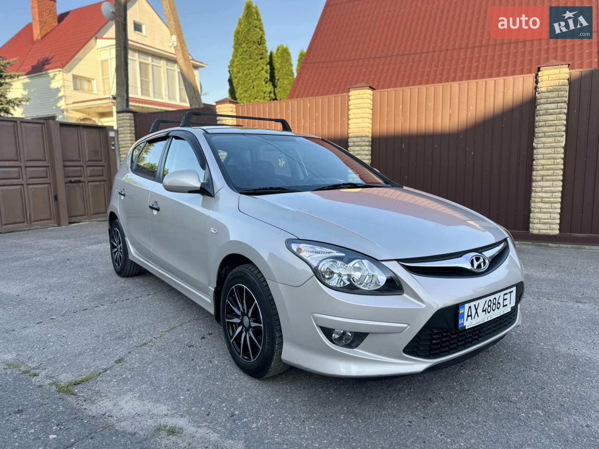 Головне фото звіту автомобіля HYUNDAI I30 2011
