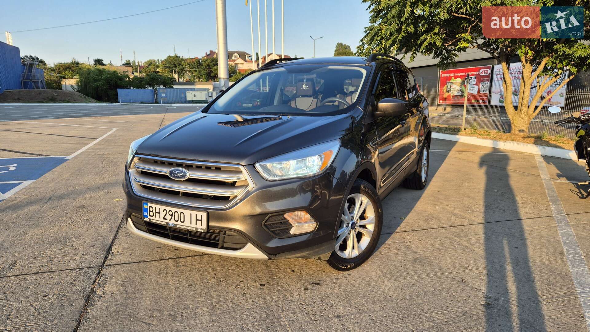 FORD ESCAPE