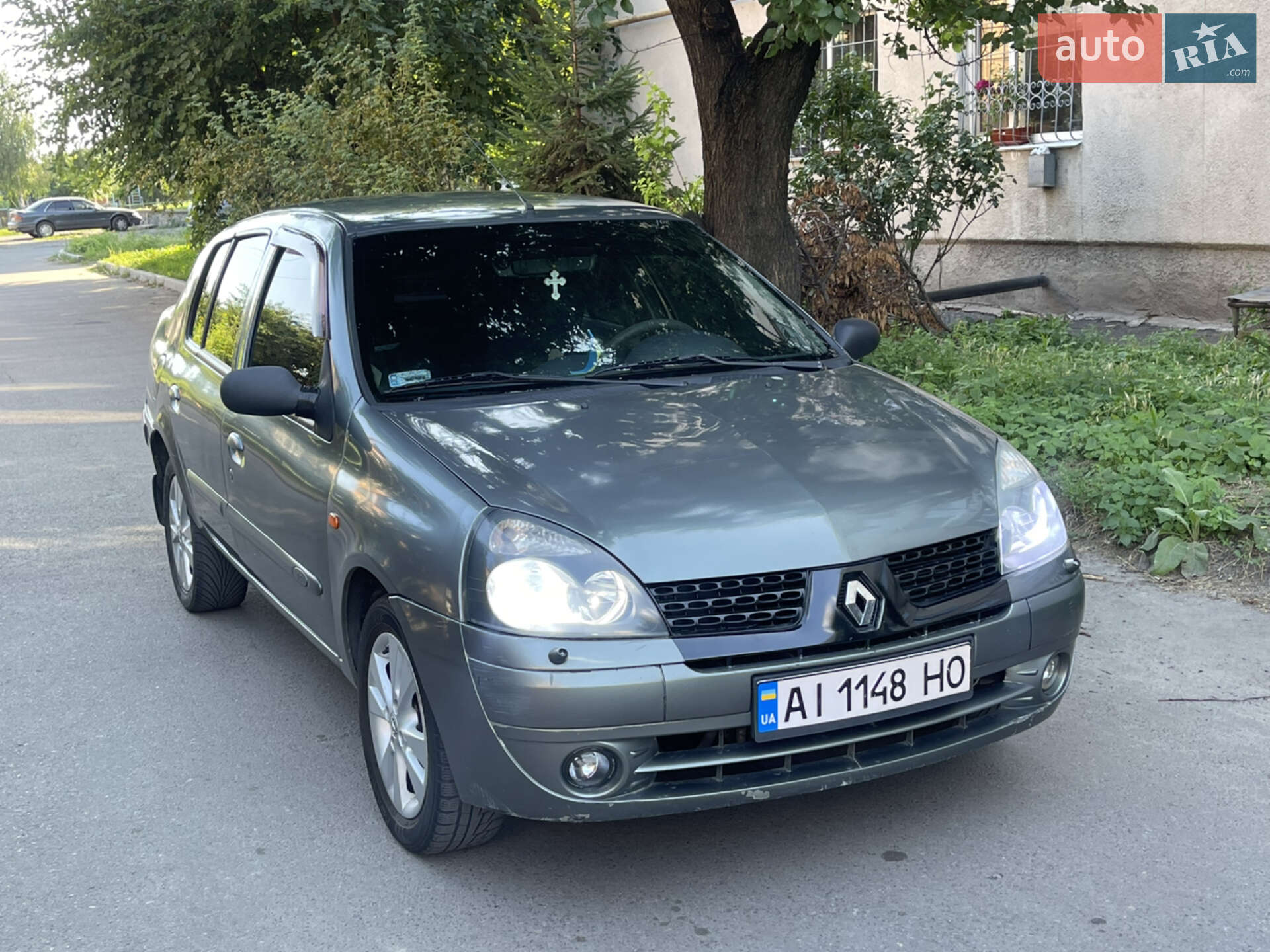RENAULT CLIO SYMBOL 2003