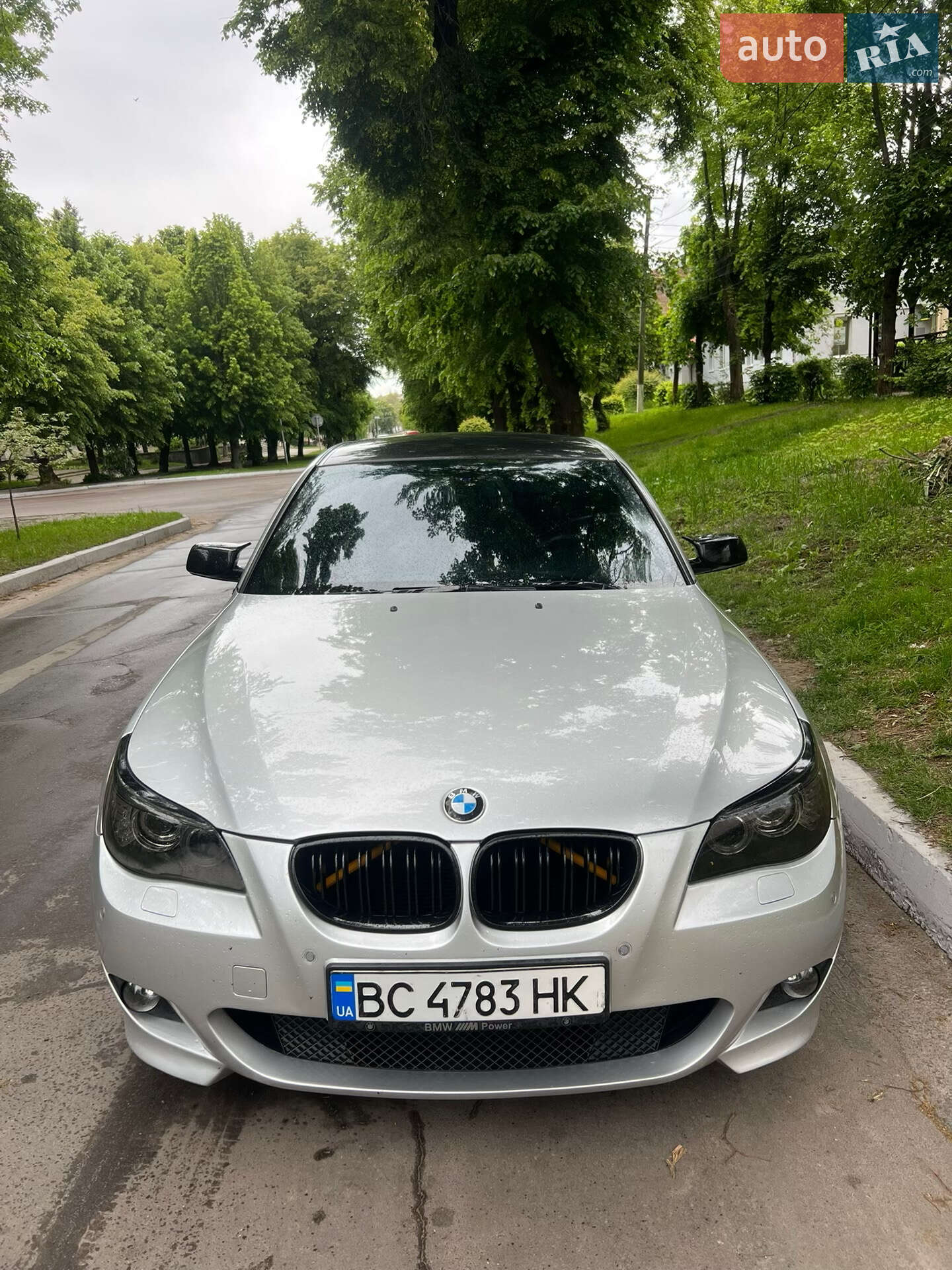 Головне фото звіту автомобіля BMW 525 2006