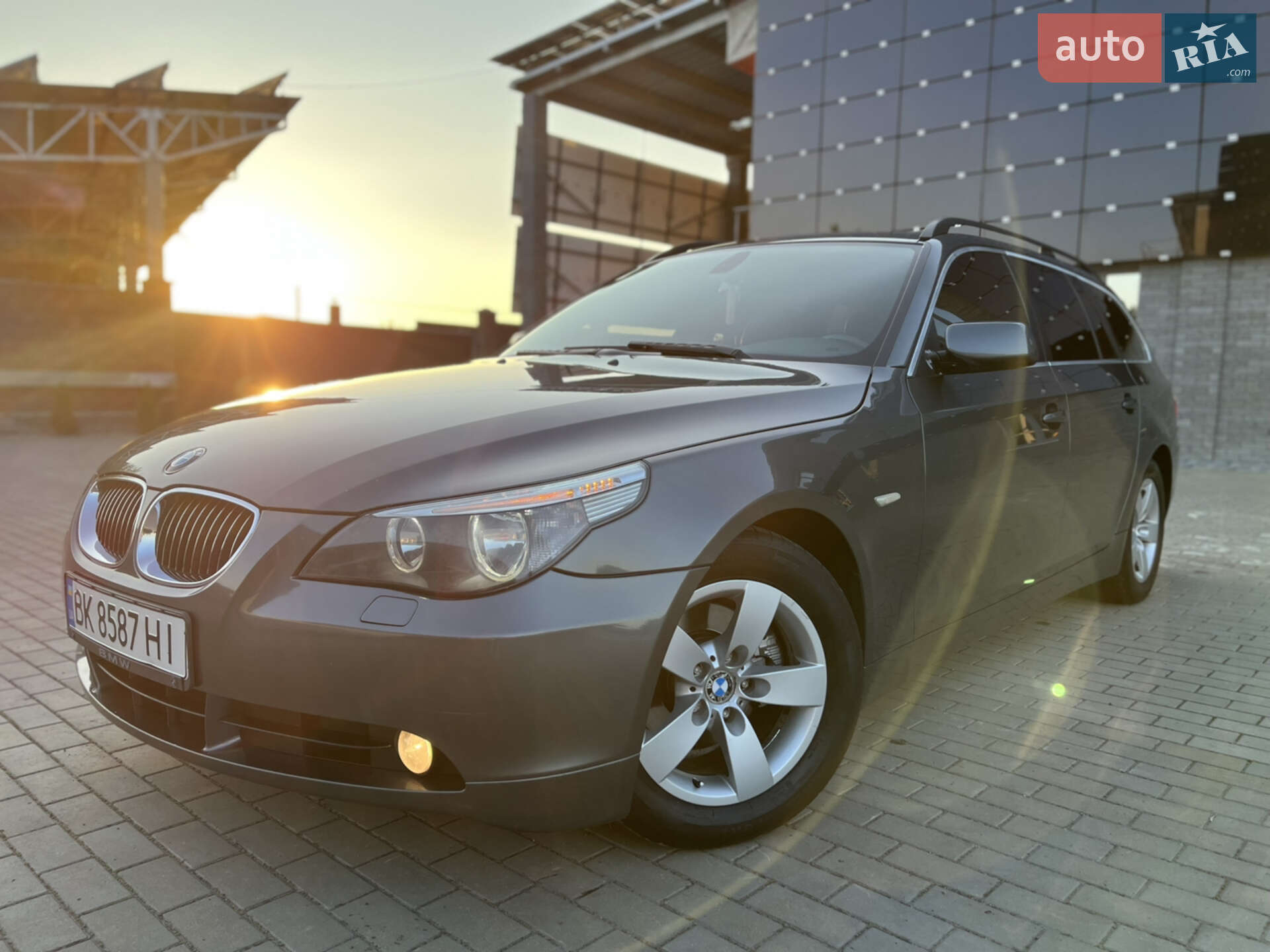 Головне фото звіту автомобіля BMW 525D 2006