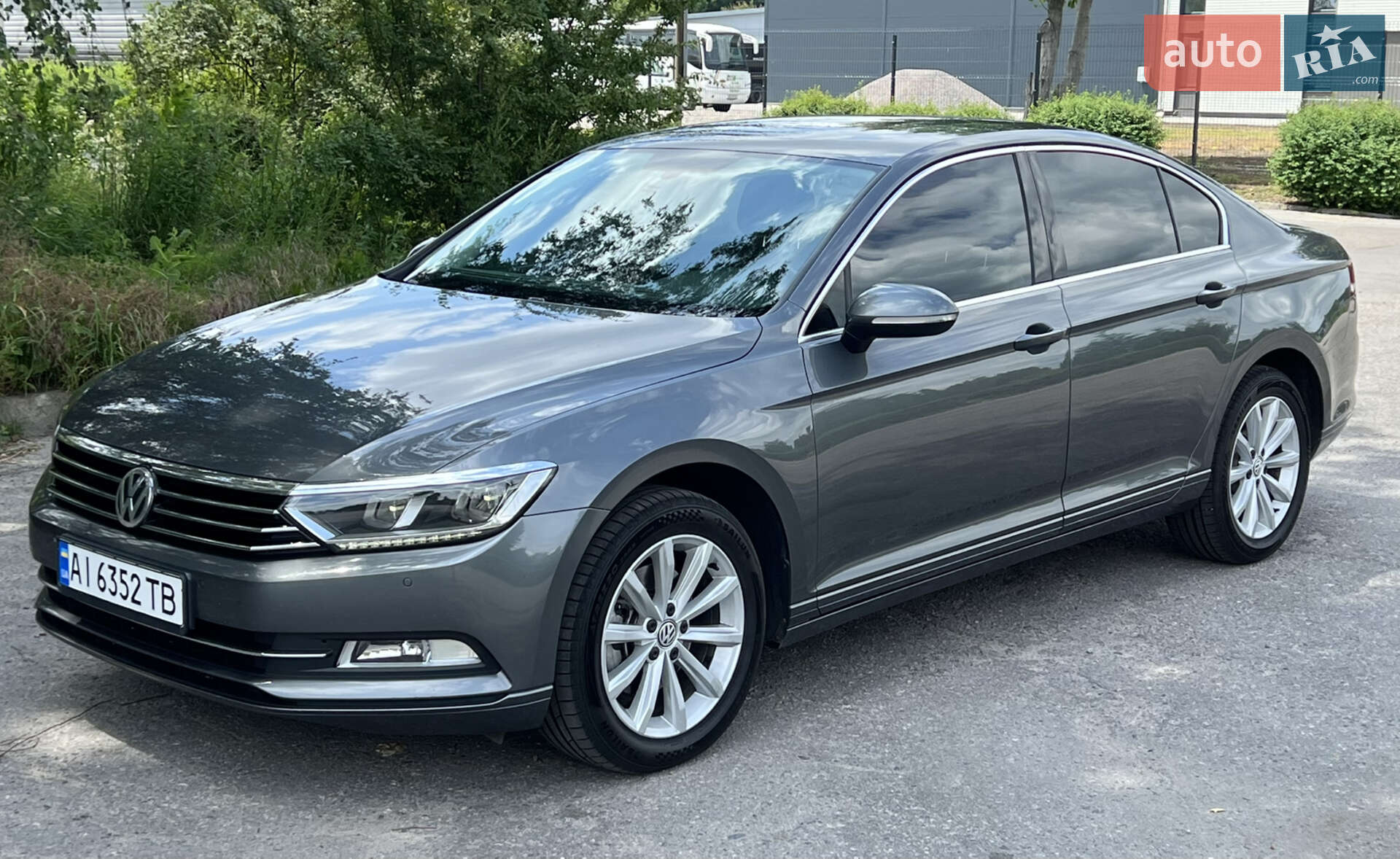 VOLKSWAGEN PASSAT 2016