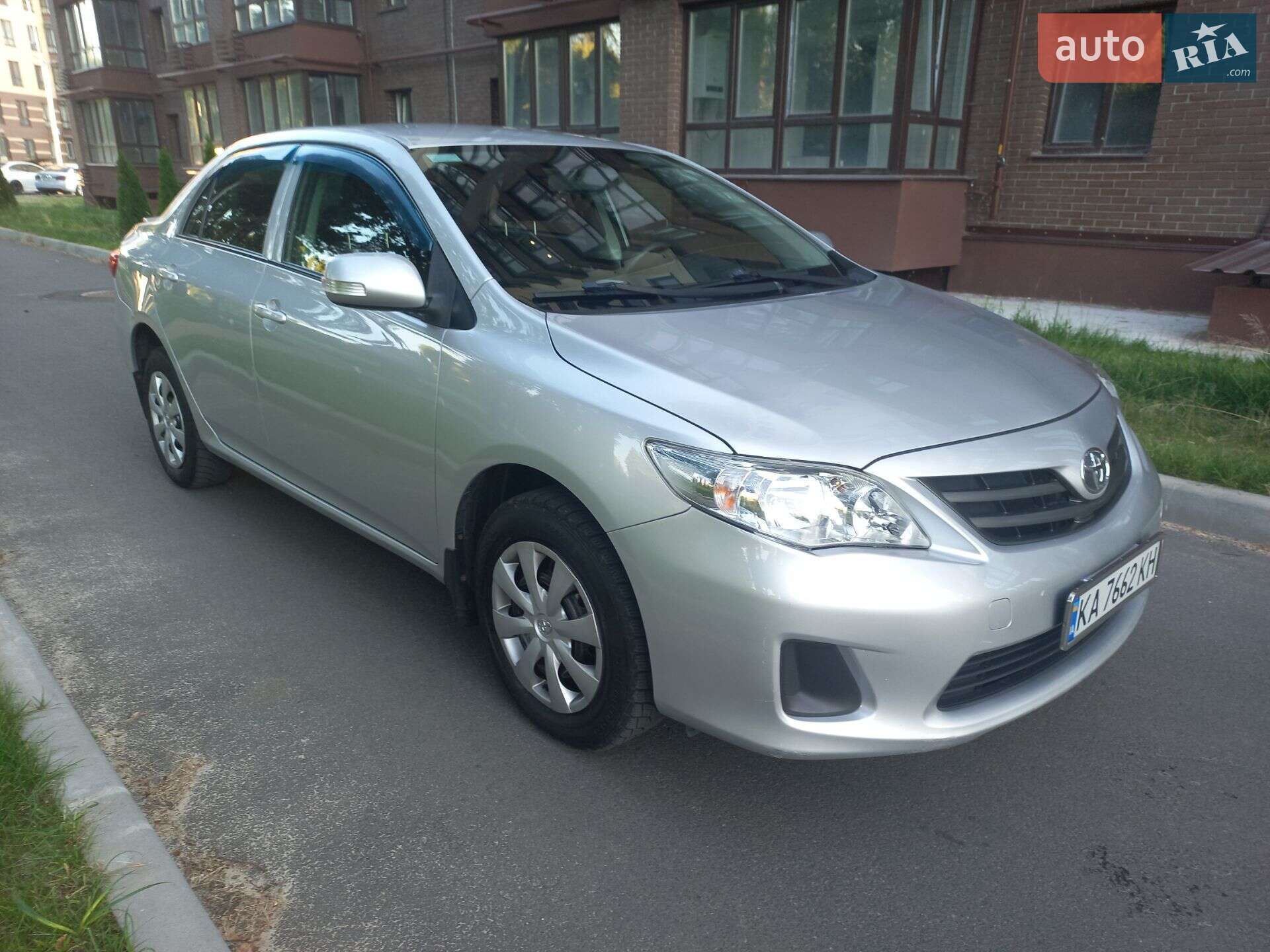 TOYOTA COROLLA 2012