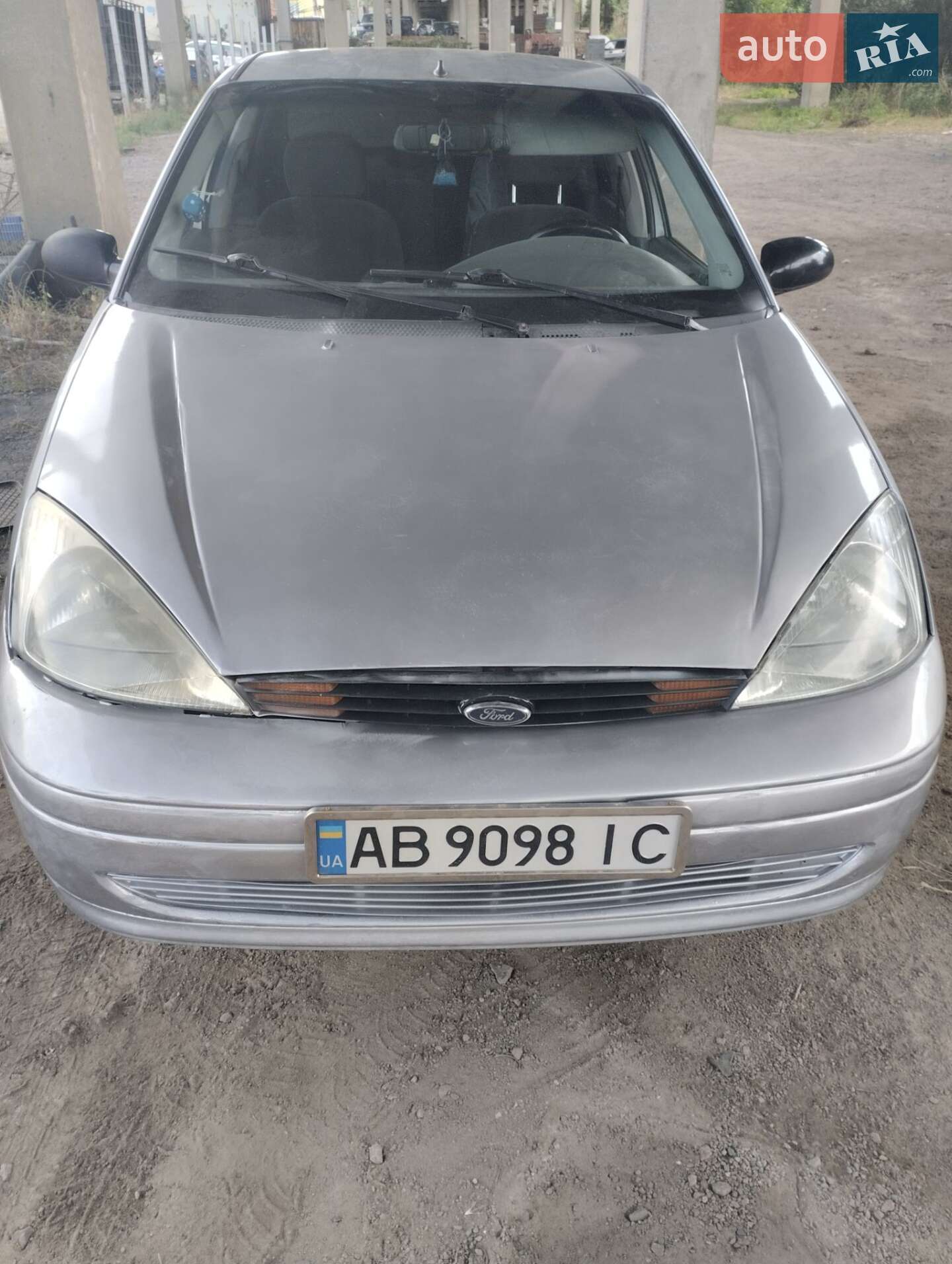 FORD FOCUS 2001