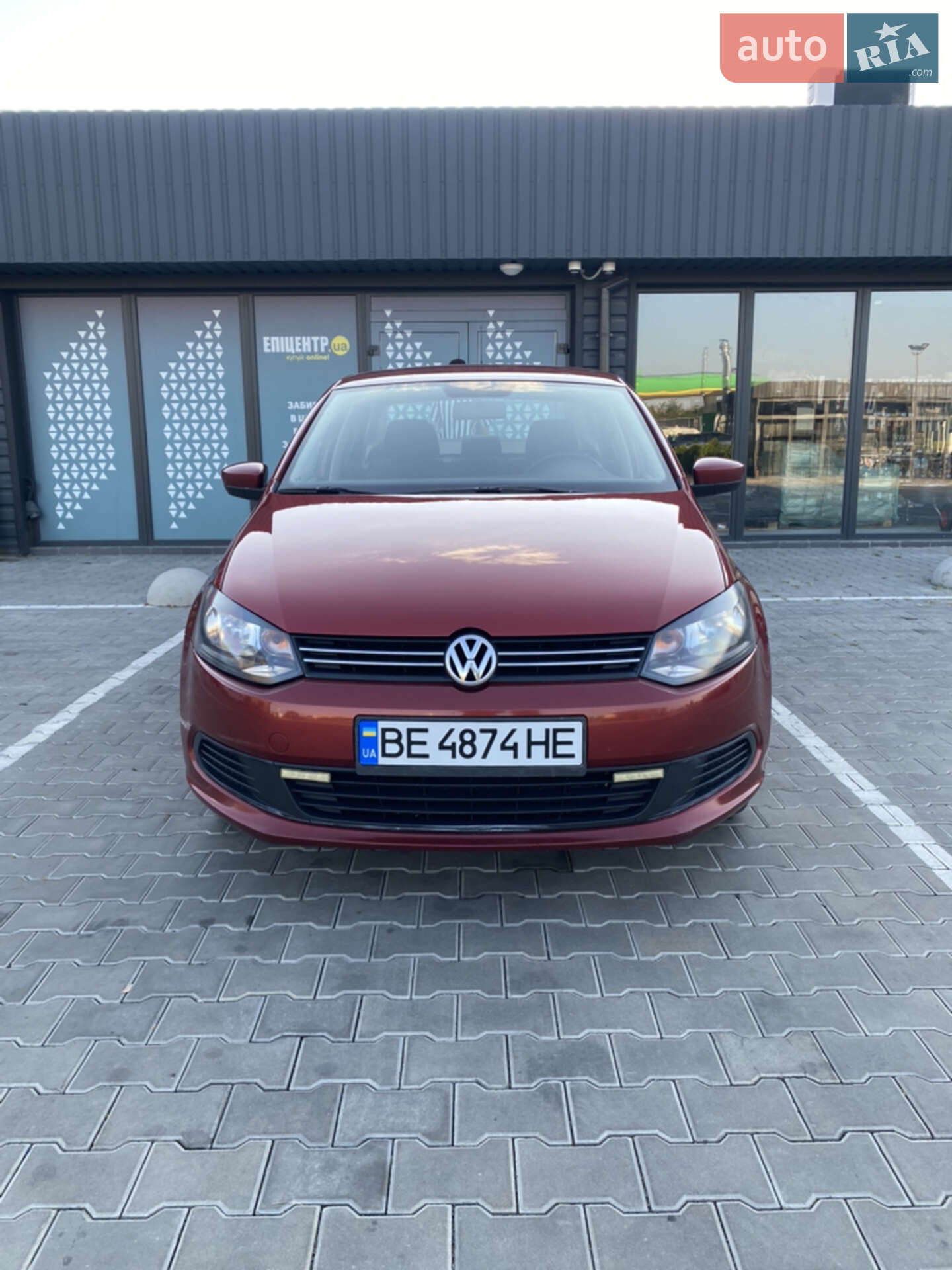 VOLKSWAGEN POLO 2012