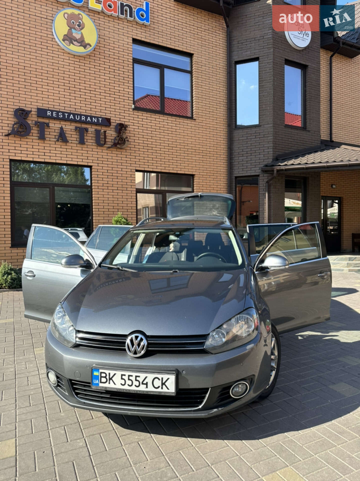 VOLKSWAGEN GOLF 2011