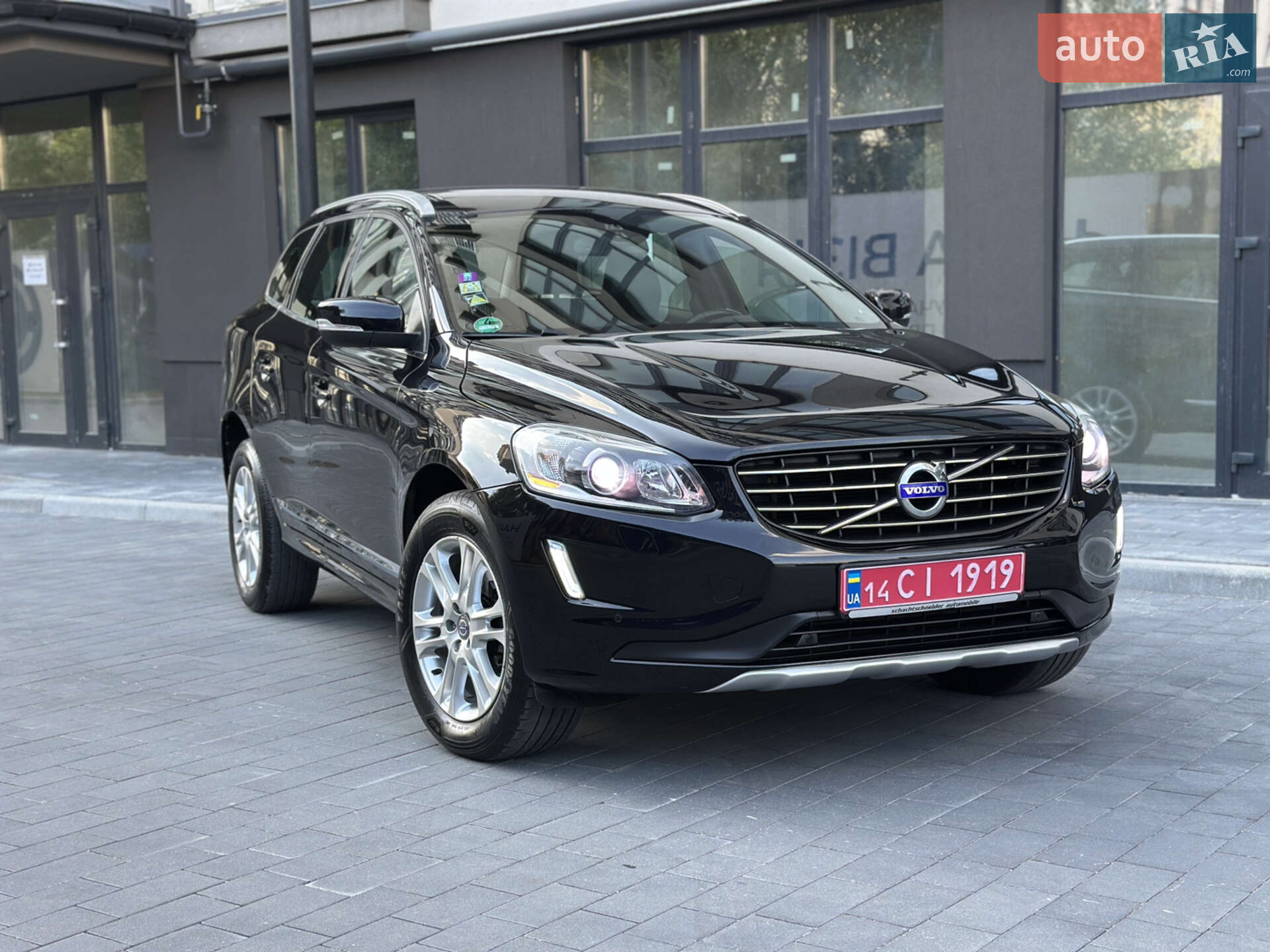 Головне фото звіту автомобіля VOLVO XC60 2013