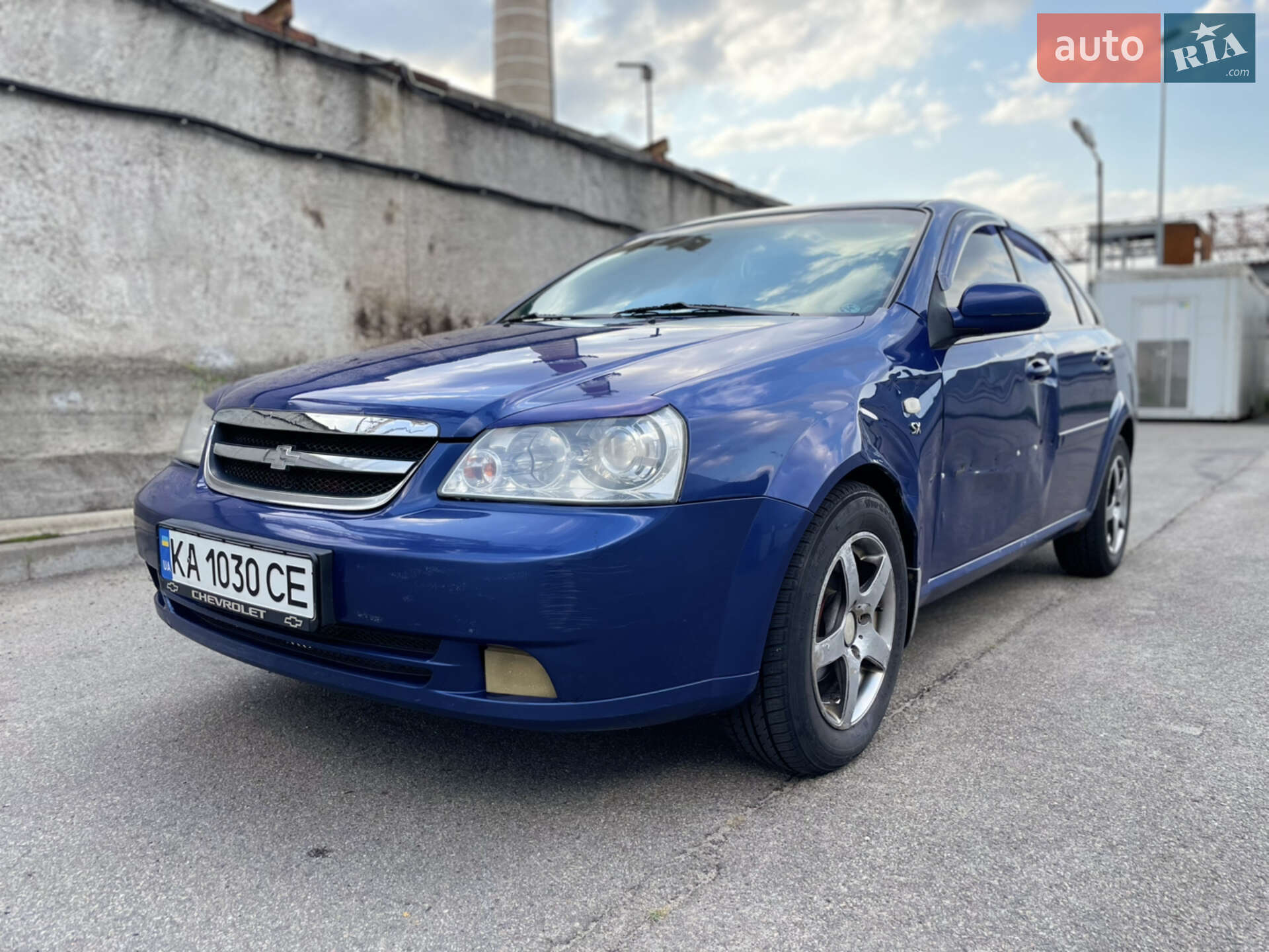 Головне фото звіту автомобіля CHEVROLET LACETTI 2005