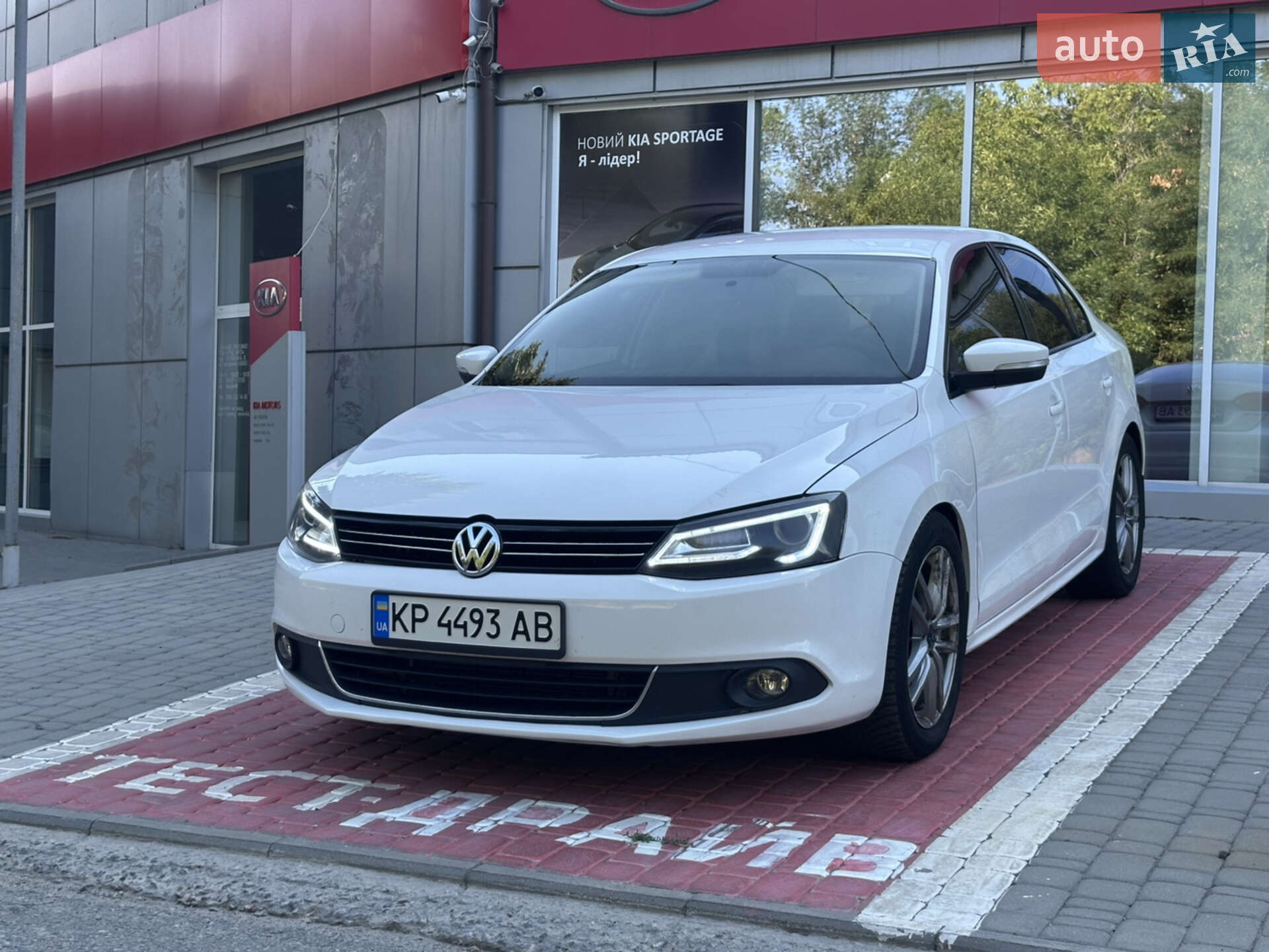 VOLKSWAGEN JETTA 2012